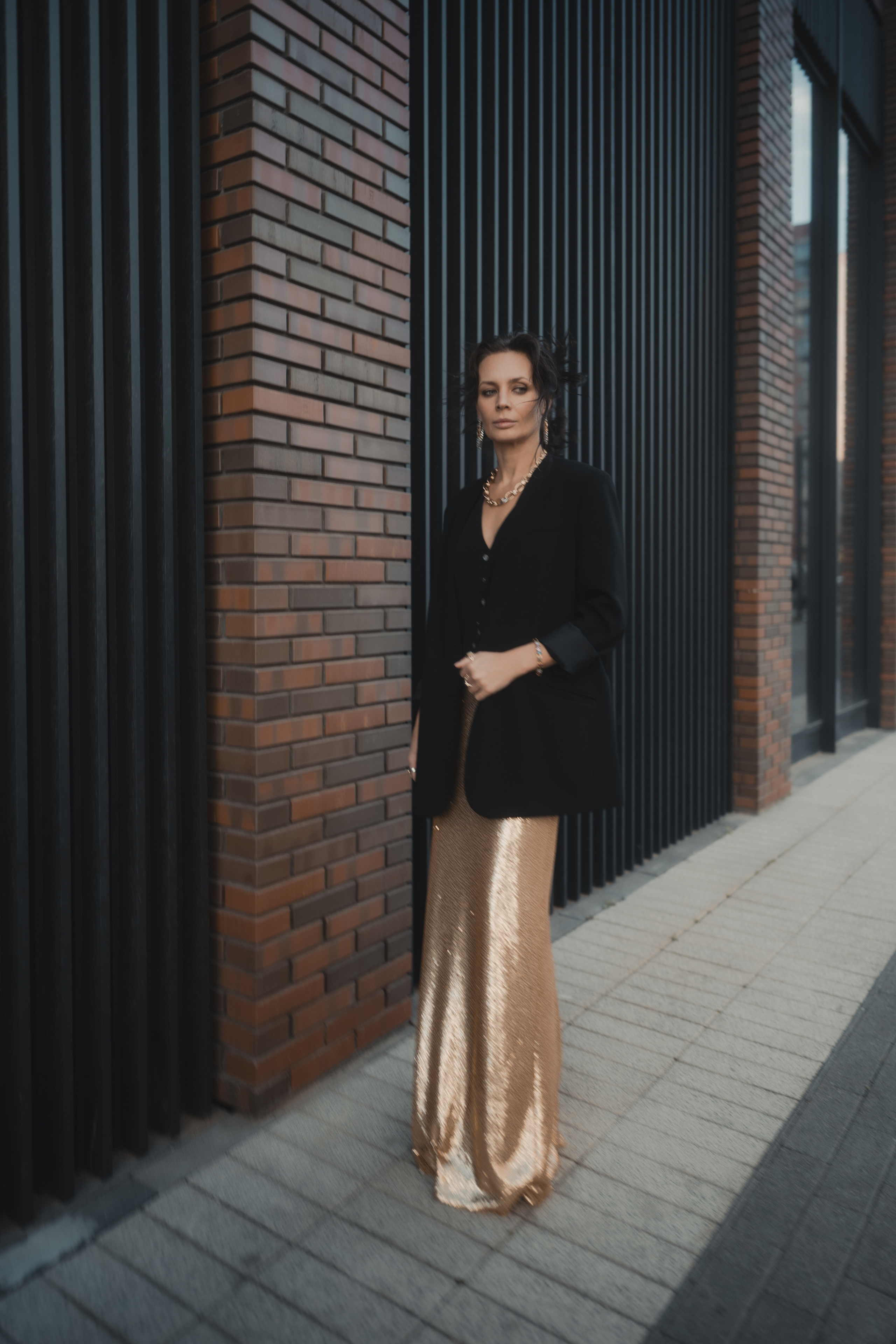 Уличная фотосессия с Настей Фаттаховой на территории ЖК ЗИЛ АРТ в Москве