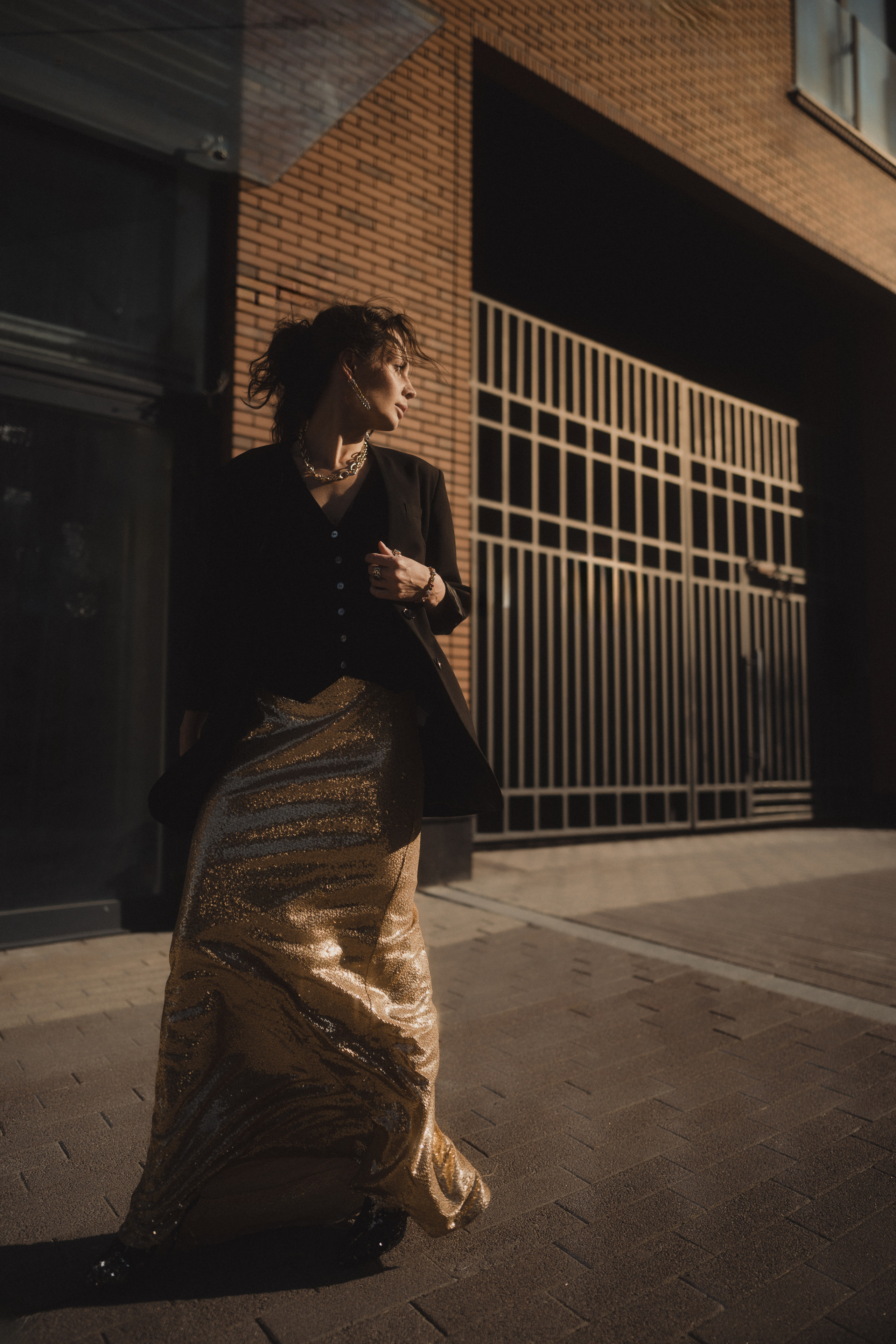 Уличная фотосессия с Настей Фаттаховой на территории ЖК ЗИЛ АРТ в Москве