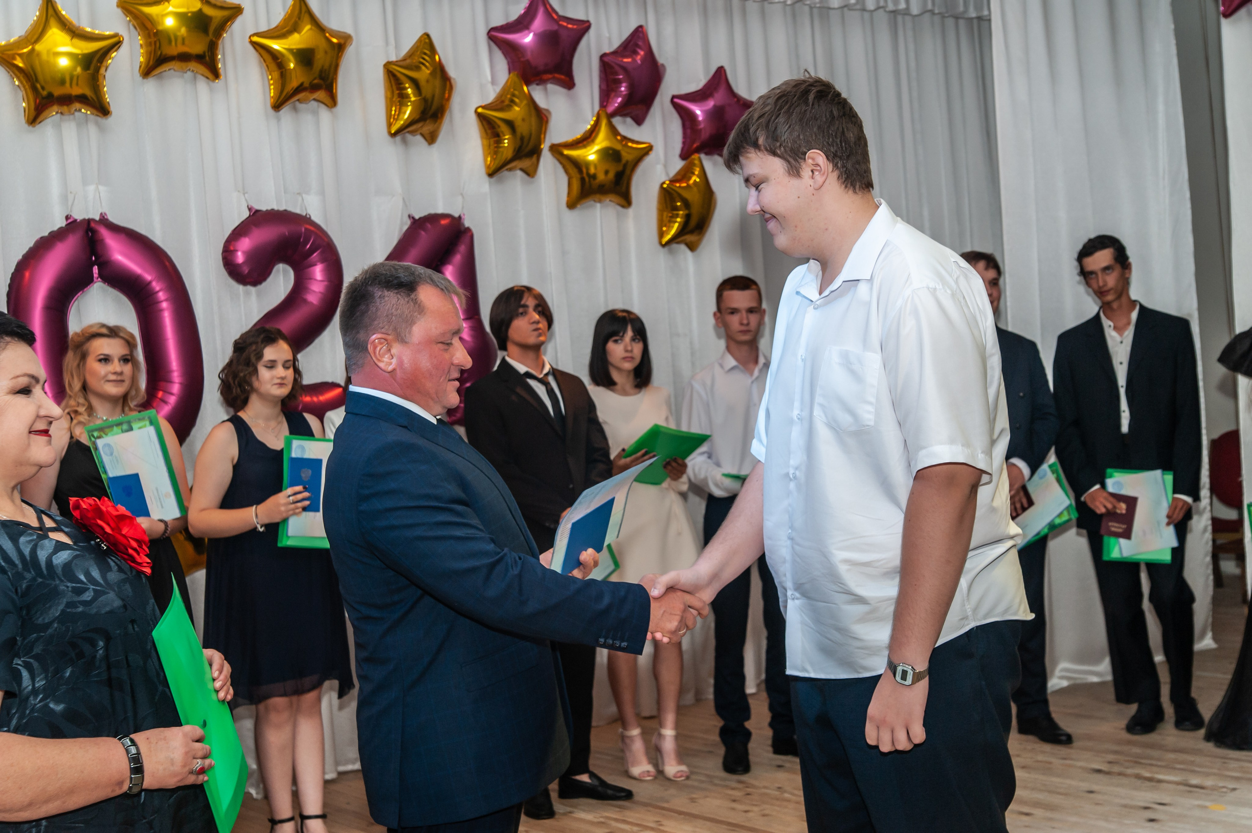 Выпускной МАОУ СОШ № 17 им. Эдуарда Есаяна. Свадебный и семейный фотограф Денис Лукьянов в Краснодаре, Краснодарском крае и Республике Крым