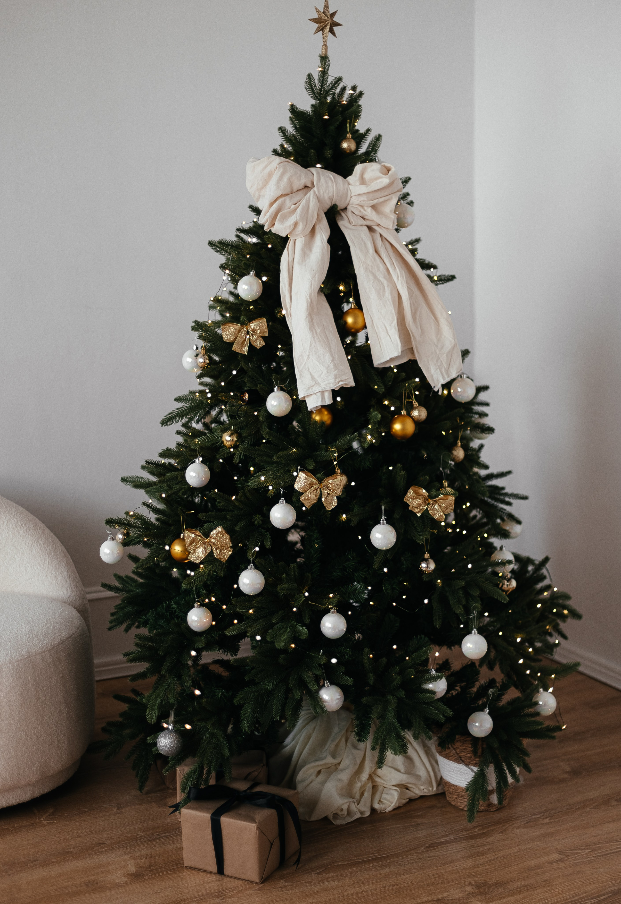 Ира. Главная