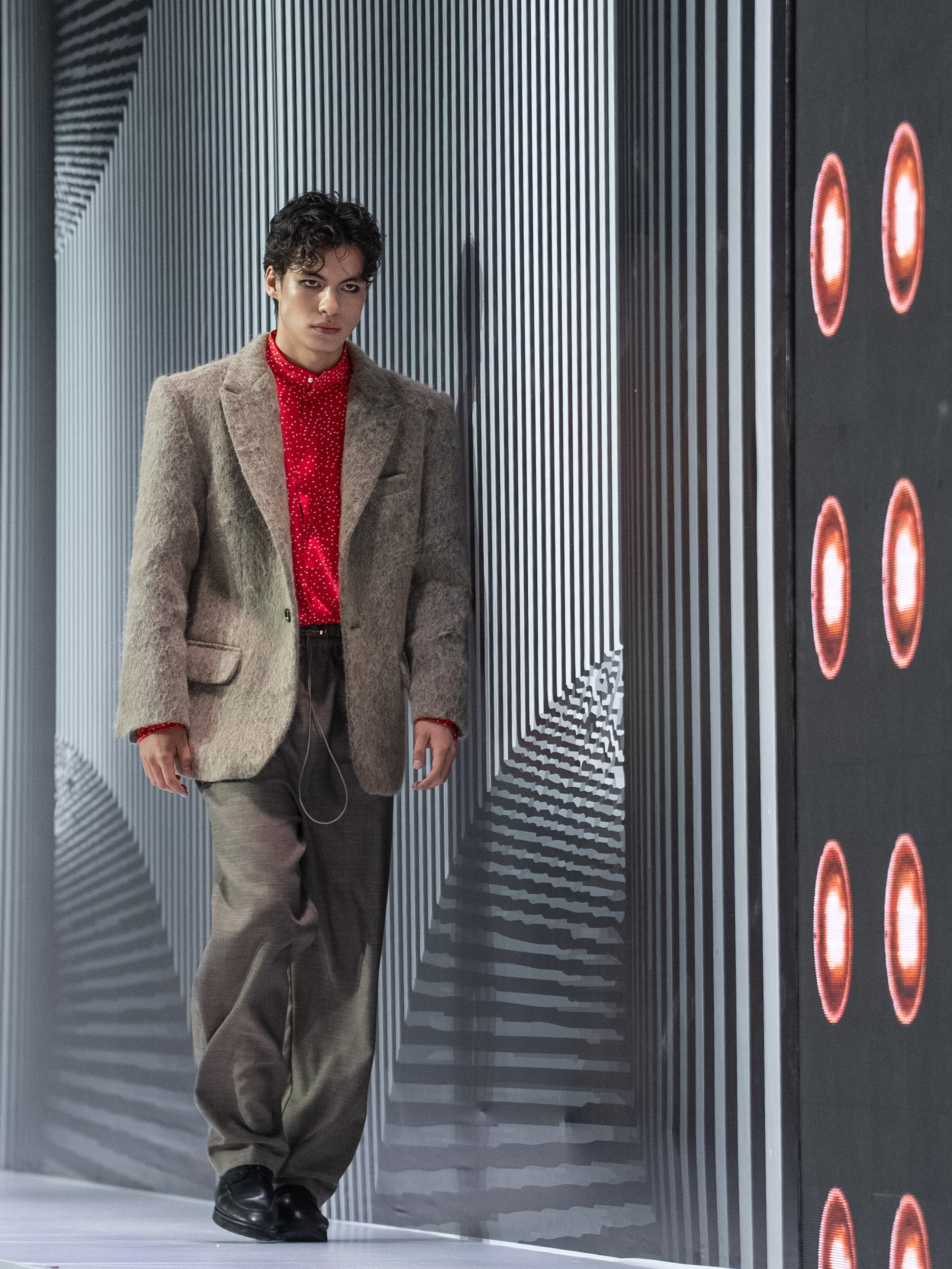 NIKITA OKISHEV. Сайт Алматинского НЮ АРТ, будуар и фэшн фотографа Дениса Карпенко