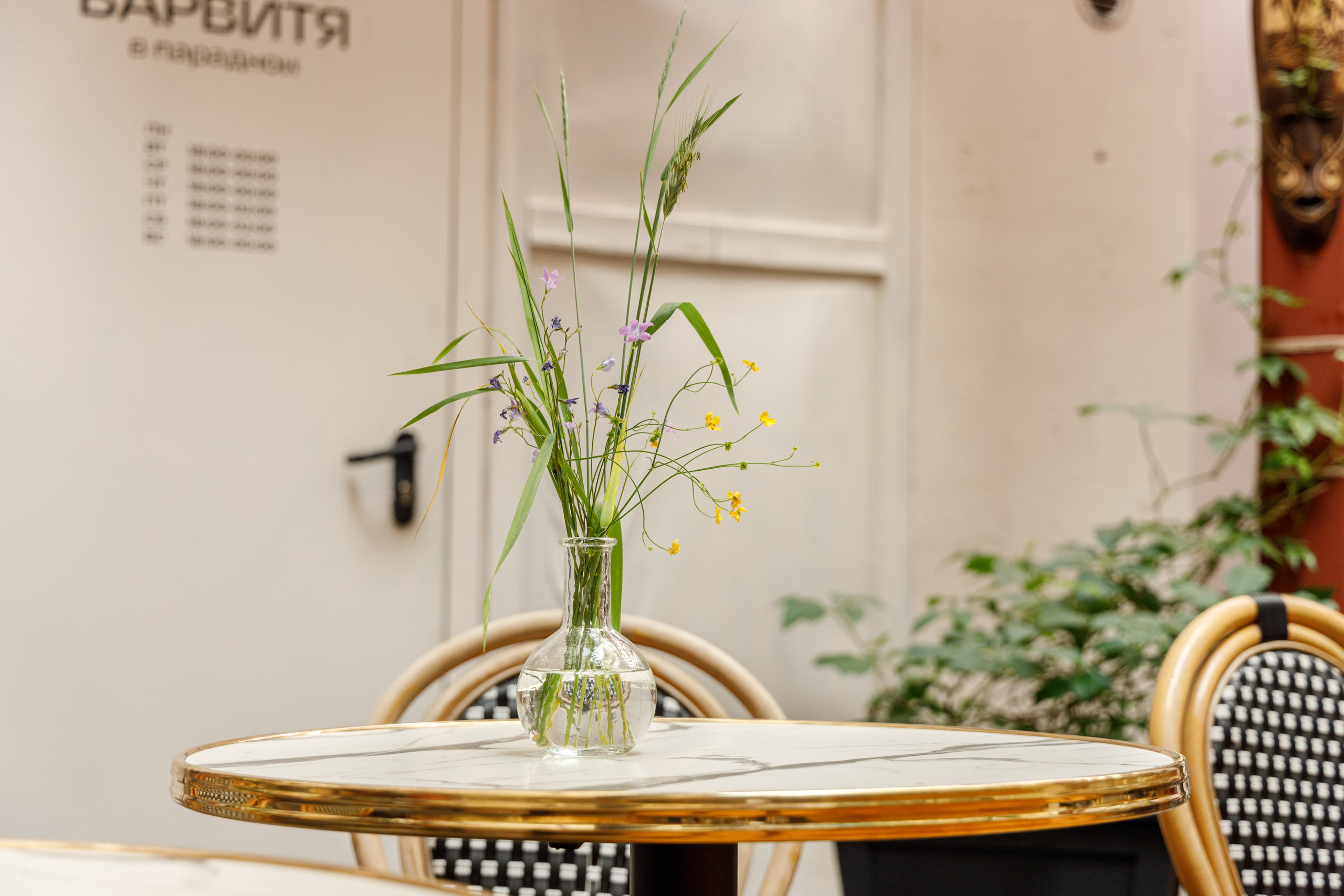 Кафе Cava на Восстания, 19. Фотограф Балаев Михаил