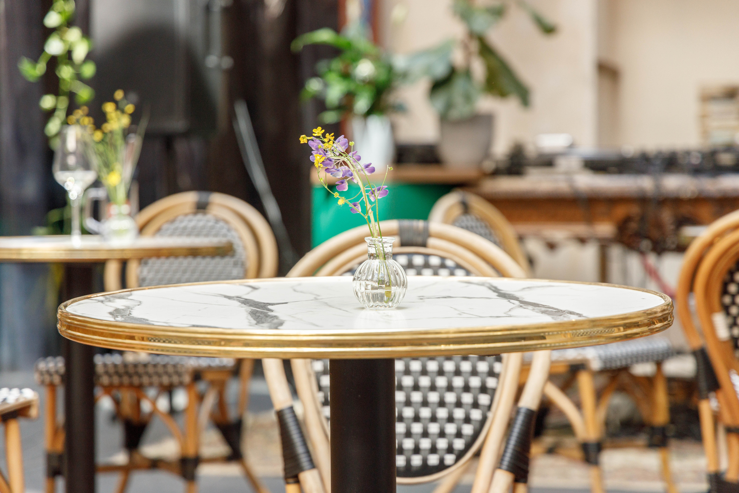 Кафе Cava на Восстания, 19. Фотограф Балаев Михаил