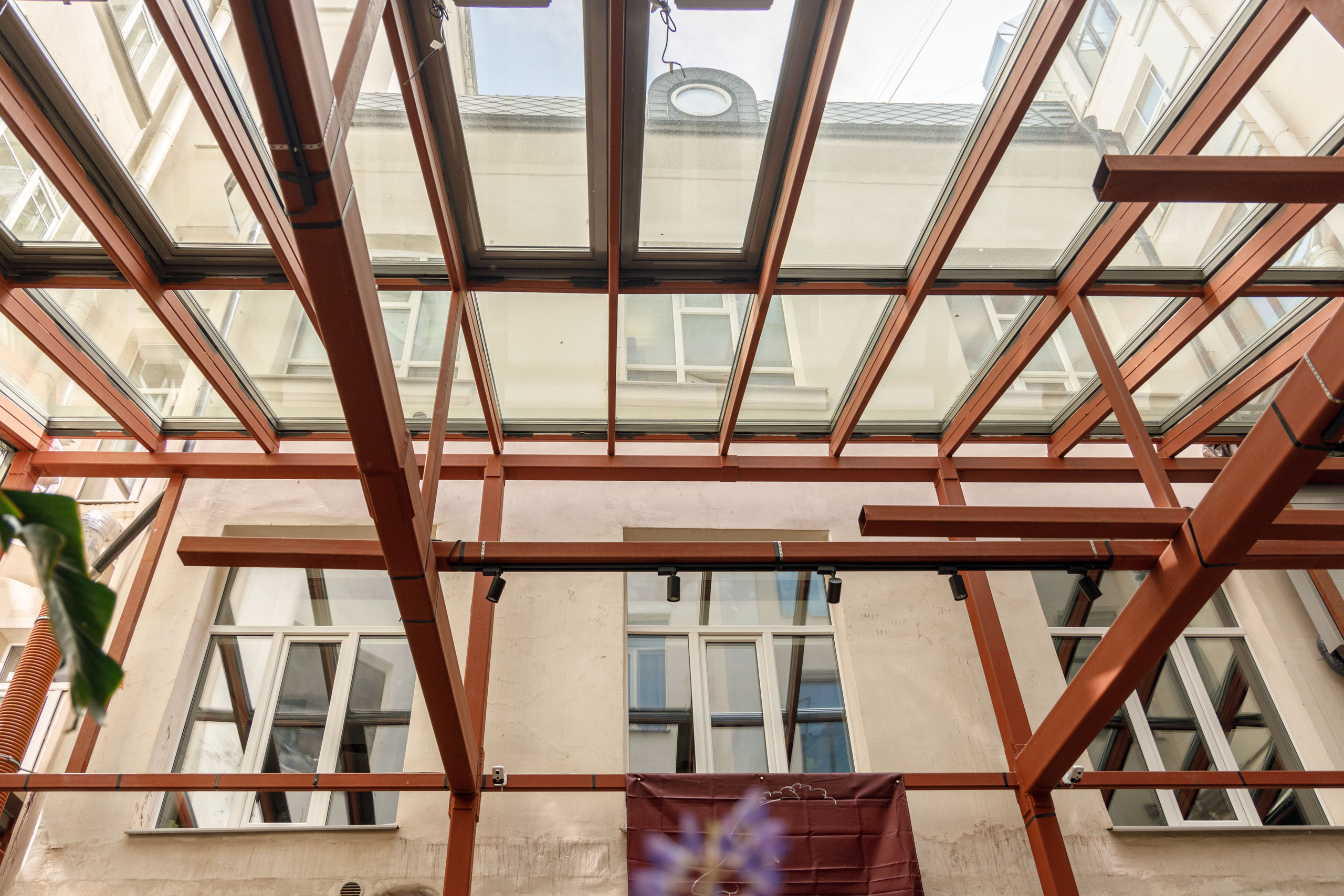 Кафе Cava на Восстания, 19. Фотограф Балаев Михаил