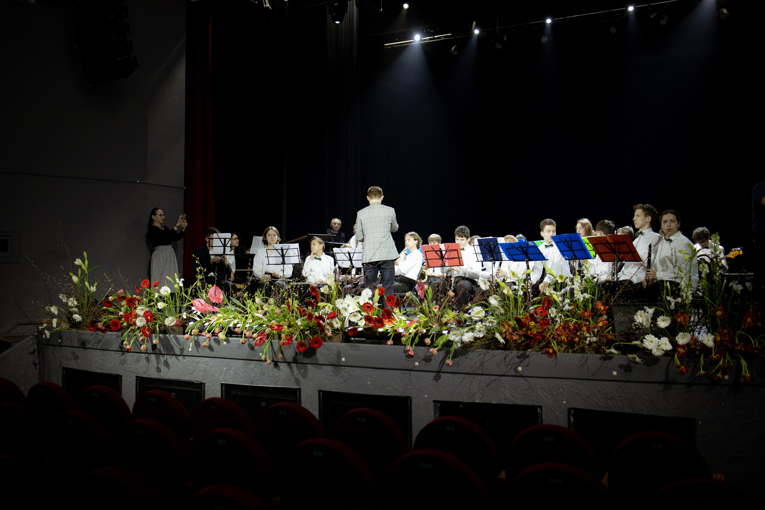 Оформление Отчетного концерта Музыкальной школы Глазунова. Оформление свадеб, декор свадеб Вера Маркова, Москва