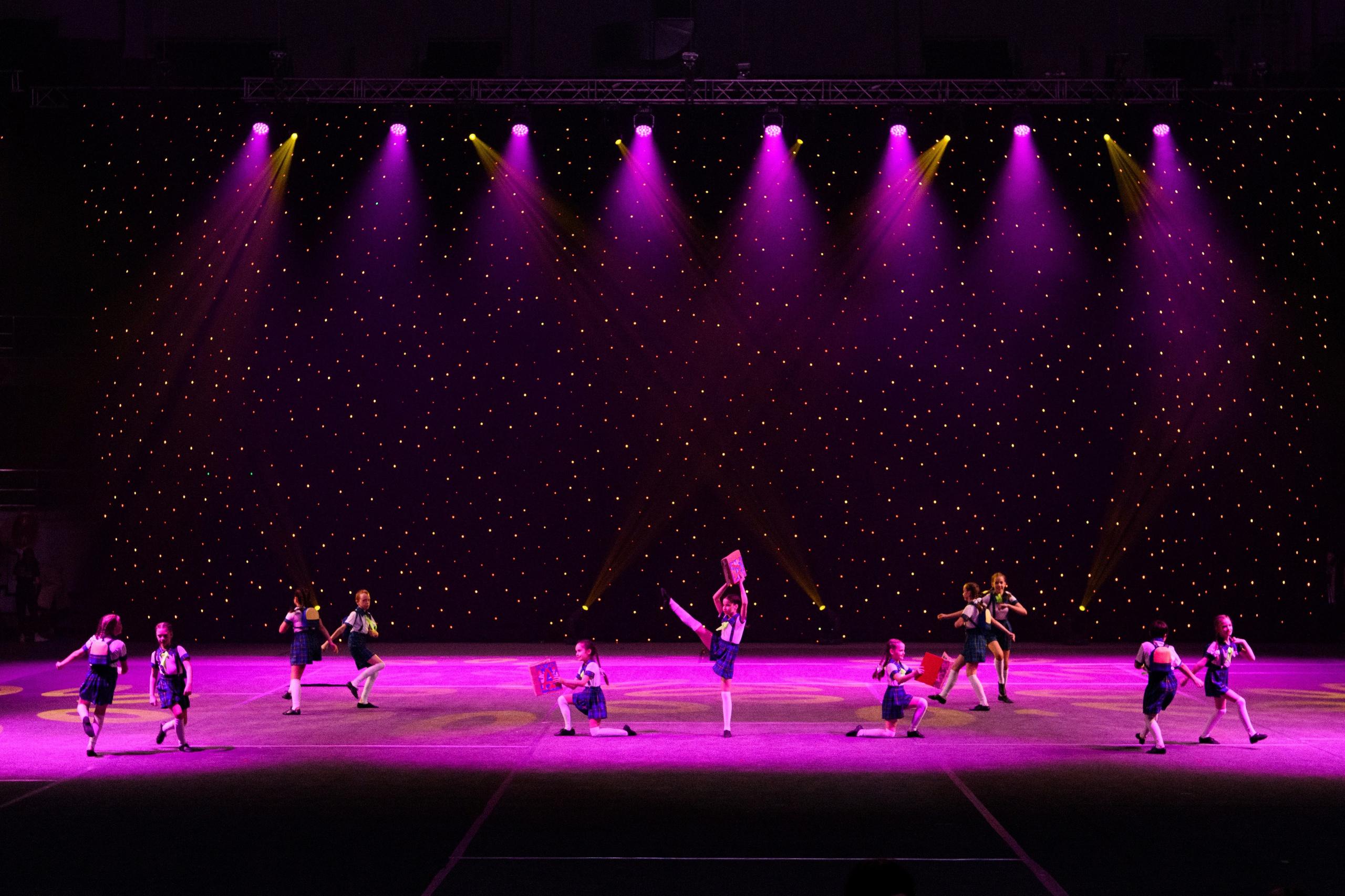 6 мая, концерт 10 лет, Сибур Арена, г. Санкт-Петербург. Золотое яблочко