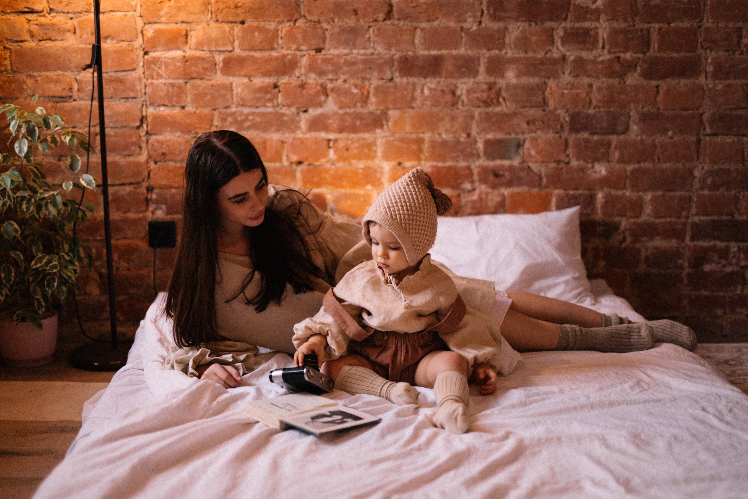 Валя и Ева. Семейный и лавстори фотограф в Санкт-Петербурге Леся Ревзина