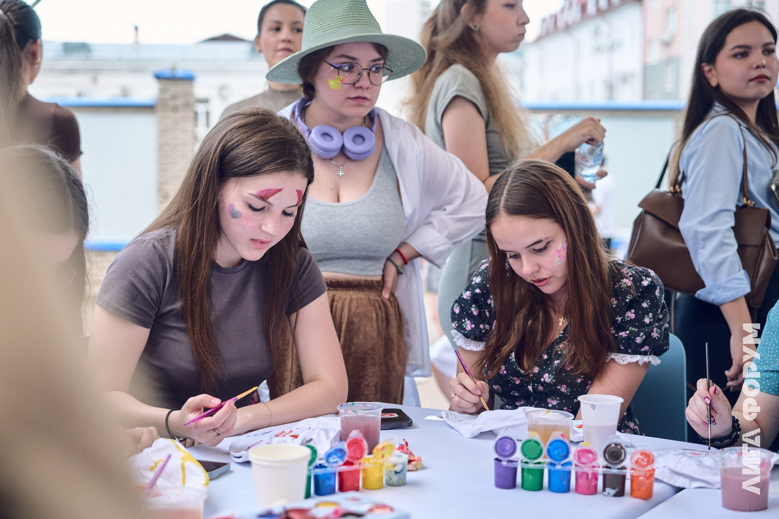 Тусовка Лига Форум 2025 — Репортажная съёмка | Казань. Фотограф Халитов Фидаиль — Казань | Мероприятия, Портреты, Репортажи