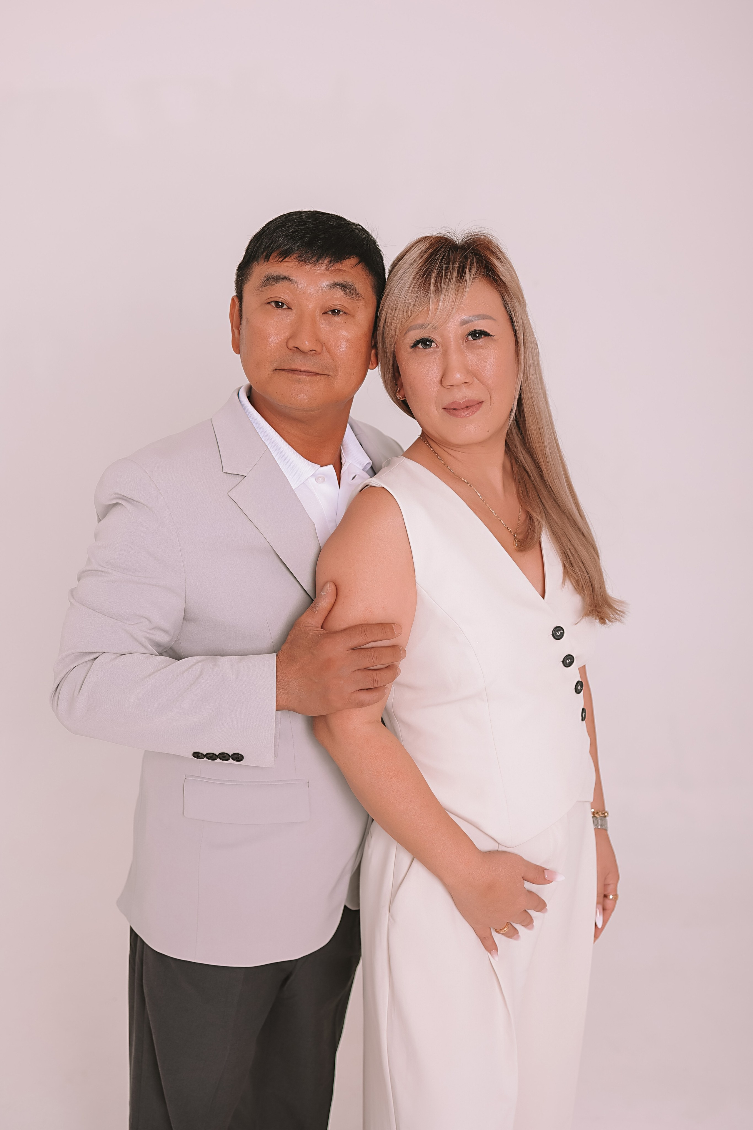 Айвазовский и парк дружбы народов. Семейный фотограф Тюмень, фотограф на роды Салмина Мария