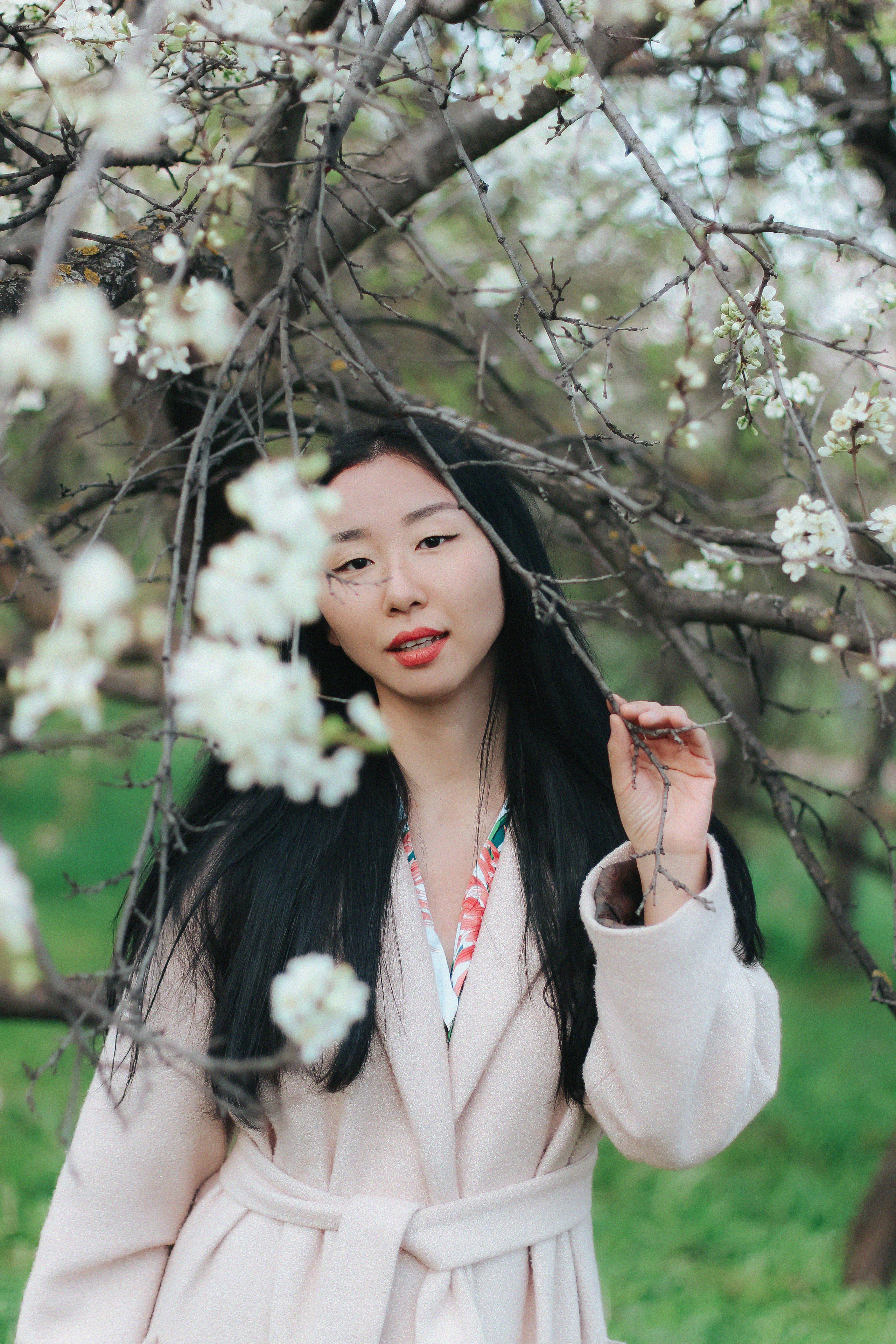 Анна и цветущий сад. 2019. Главная