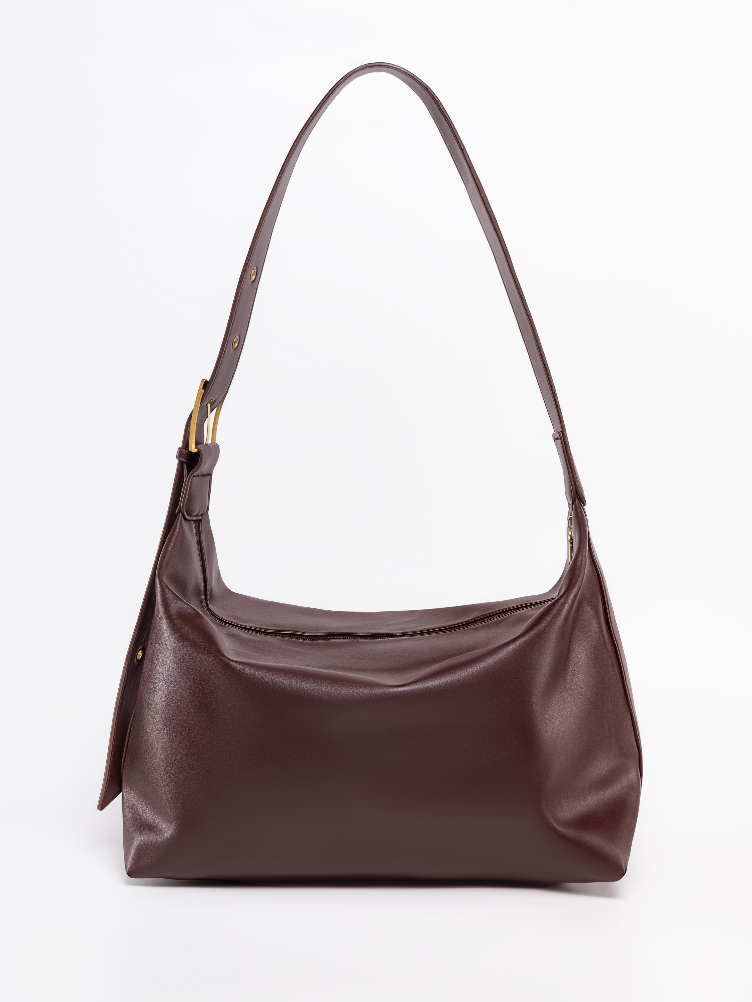 Q Кожаные сумки женские предметка серия 4. Предметный фотограф, фото для маркетплейсов Пятигорск, КМВ