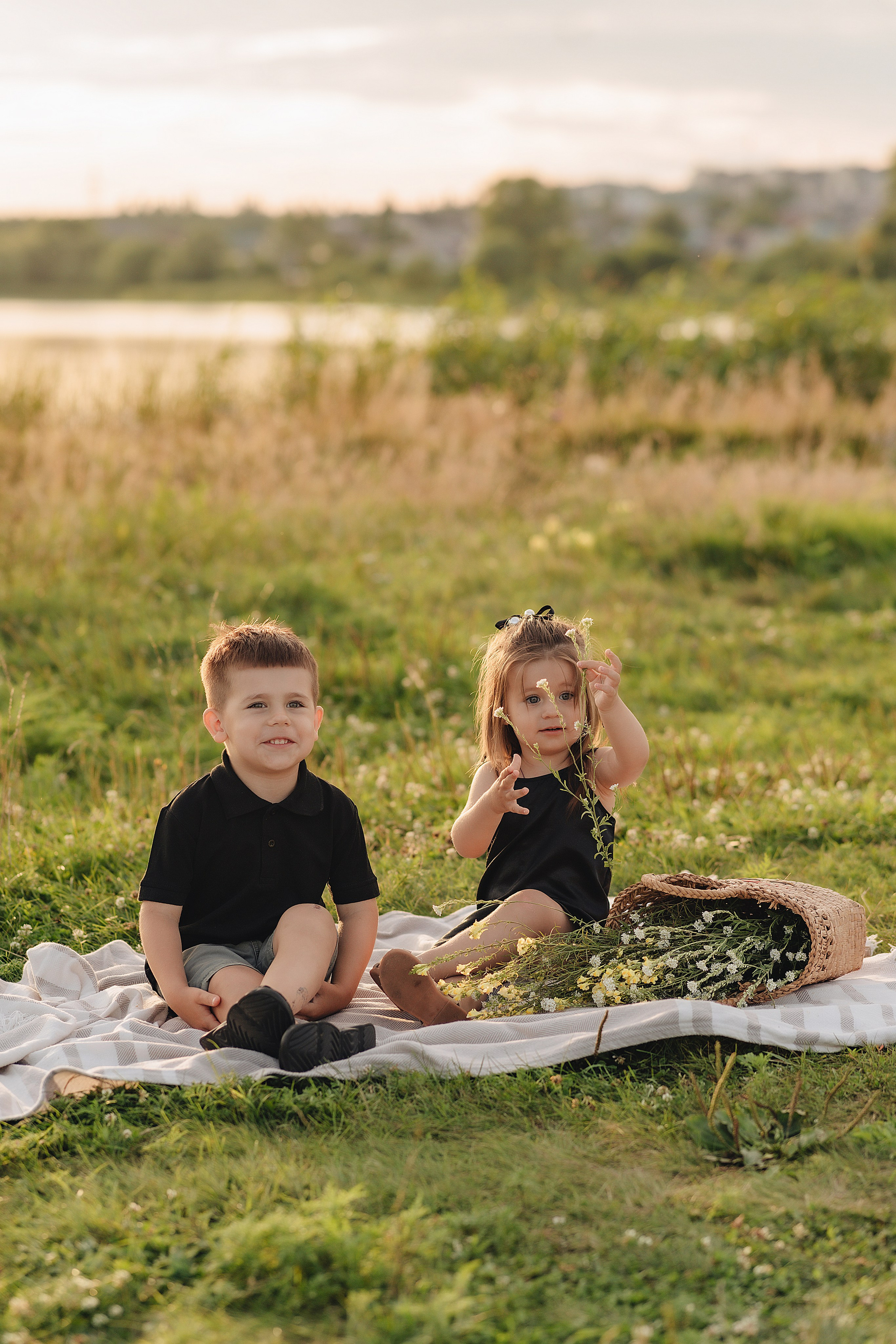 Юлия, Арина и Артём. Фотограф Карина Шмулёва. Воронеж и область