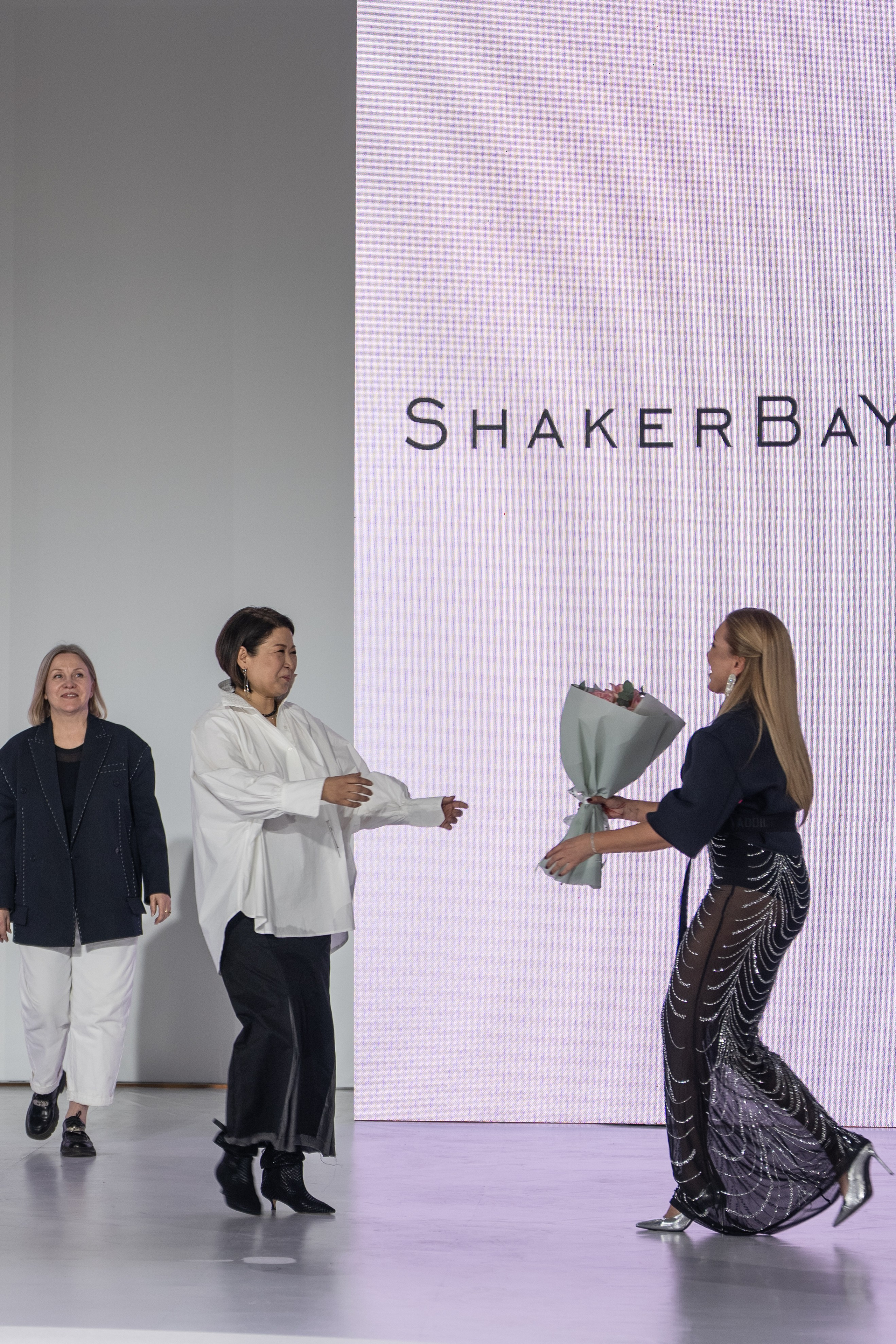 Дезайнер Shakerbay. Сайт Алматинского НЮ АРТ, будуар и фэшн фотографа Дениса Карпенко