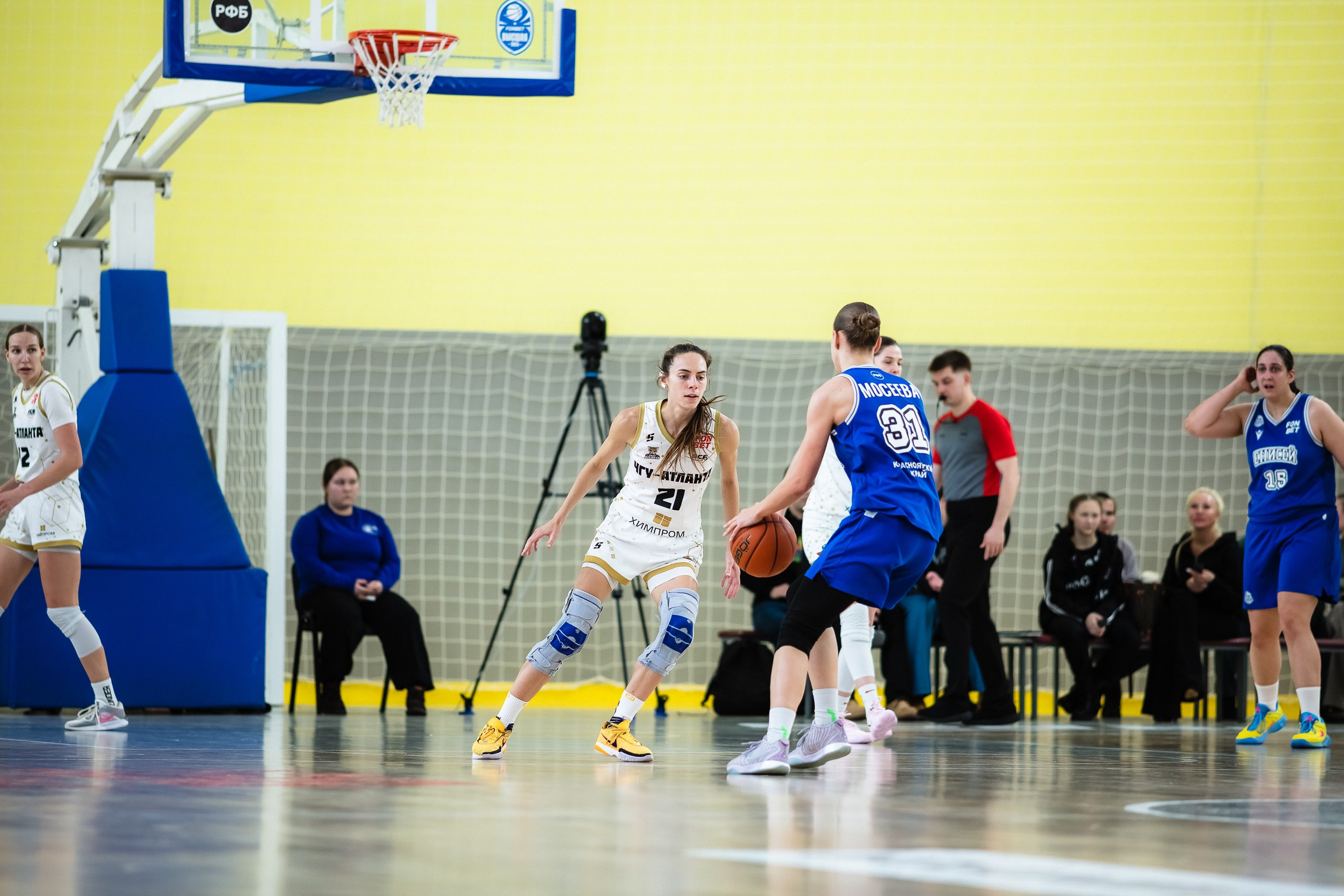 ЧГУ-Атланта — Енисей. Фотография