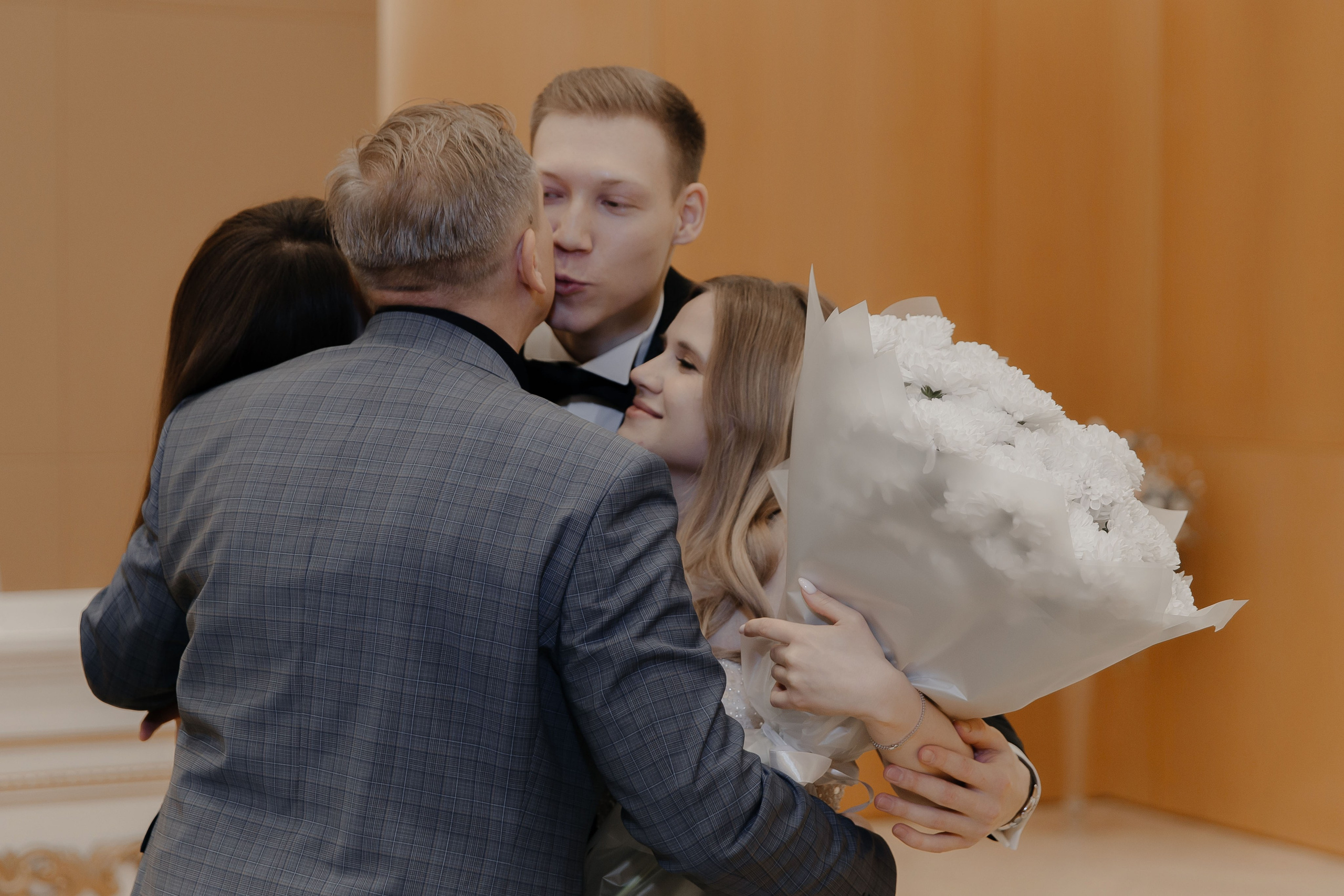 07.05.2024. RETOUCH-HOUSE