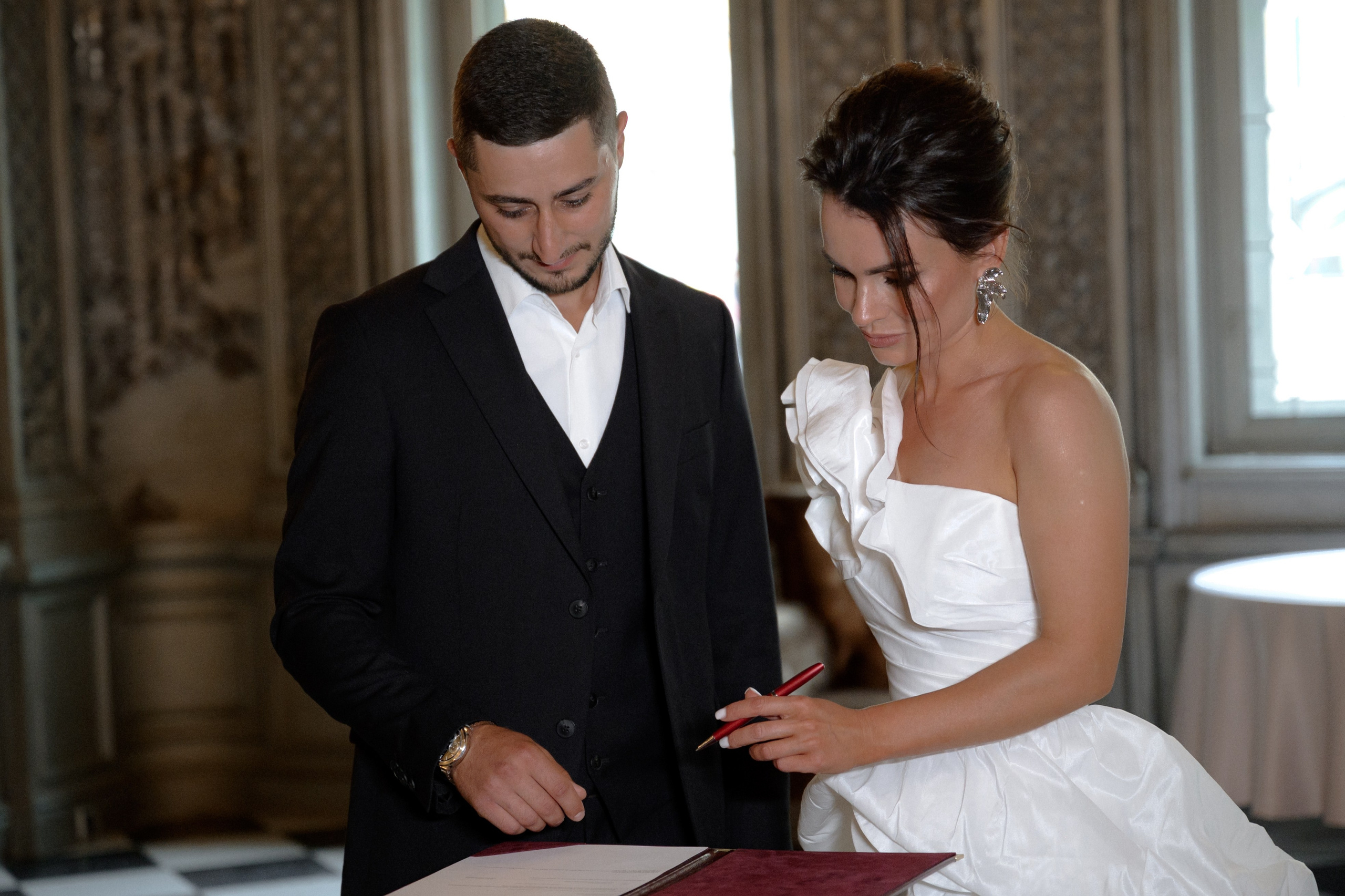 23.08.2024. RETOUCH-HOUSE