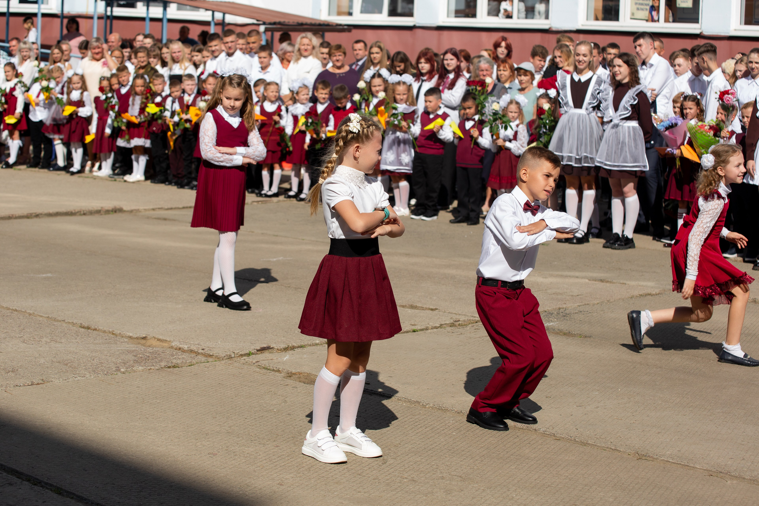 1 сентября 2023 г. 9 школа Мценск. Профессиональный фотограф в Мценске и Орловской области