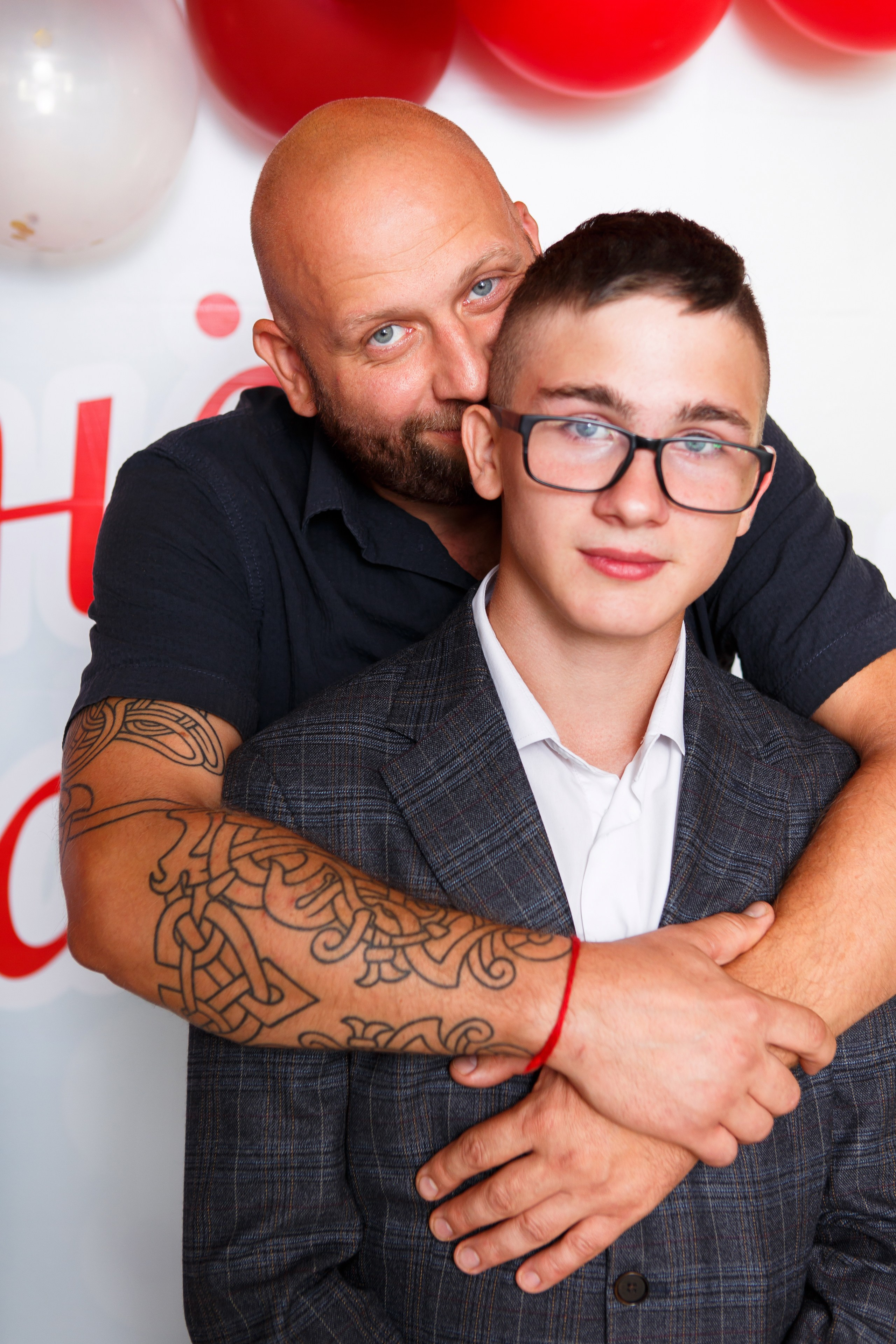 1 СЕНТЯБРЯ 2024 ГОДА — 9 ШКОЛА — ФОТОСЕССИЯ С РОДИТЕЛЯМИ. Профессиональный фотограф в Мценске и Орловской области