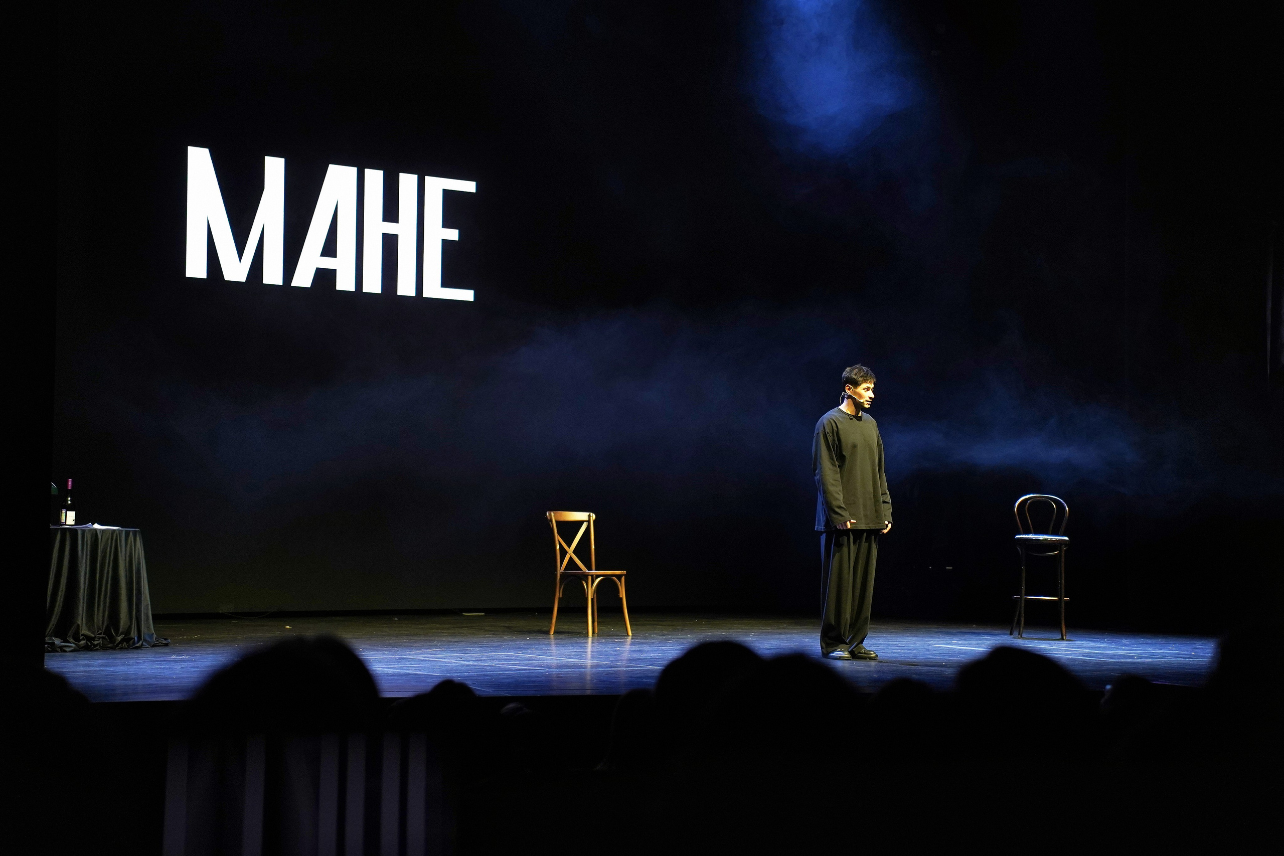 Спектакль МАНЕ. Фотограф