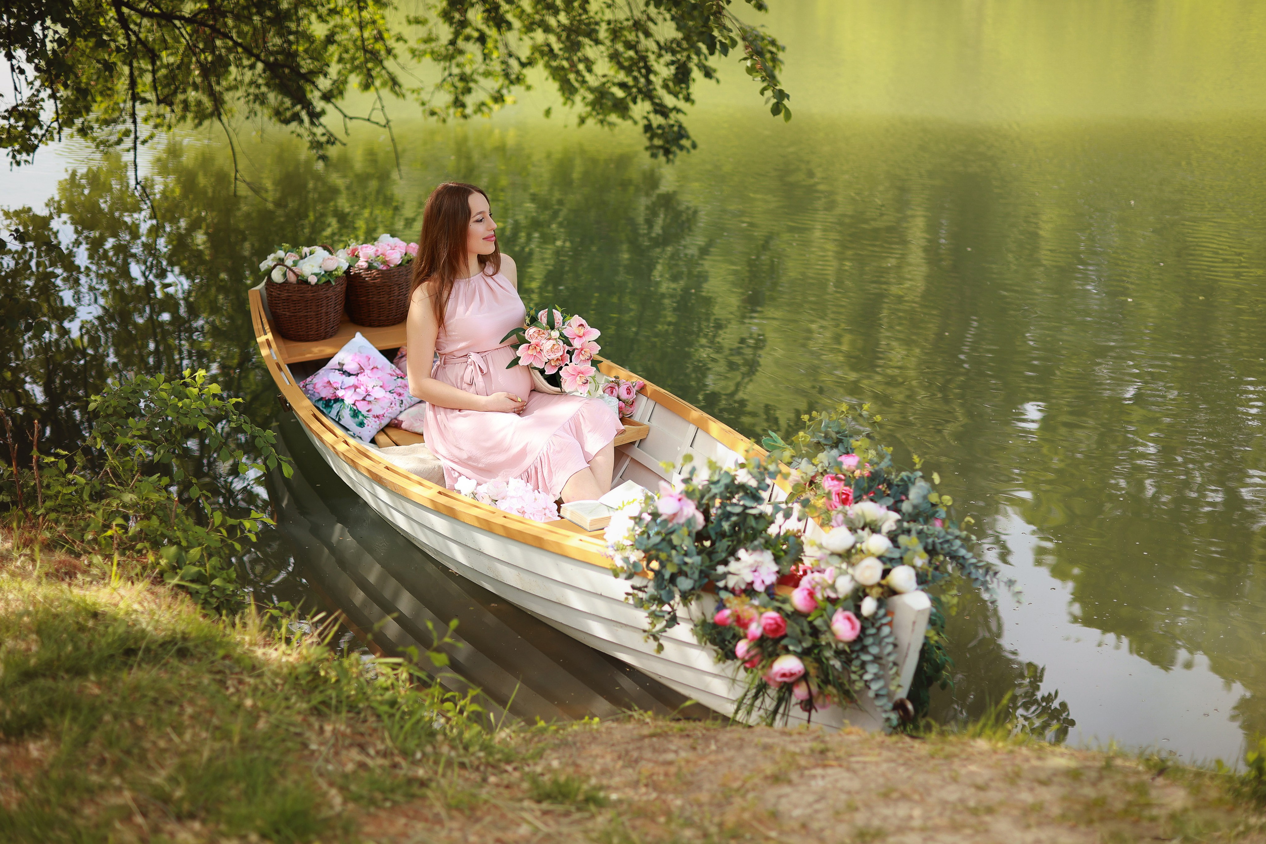 Цветочная лодочка. Детский семейный фотограф Краснодар