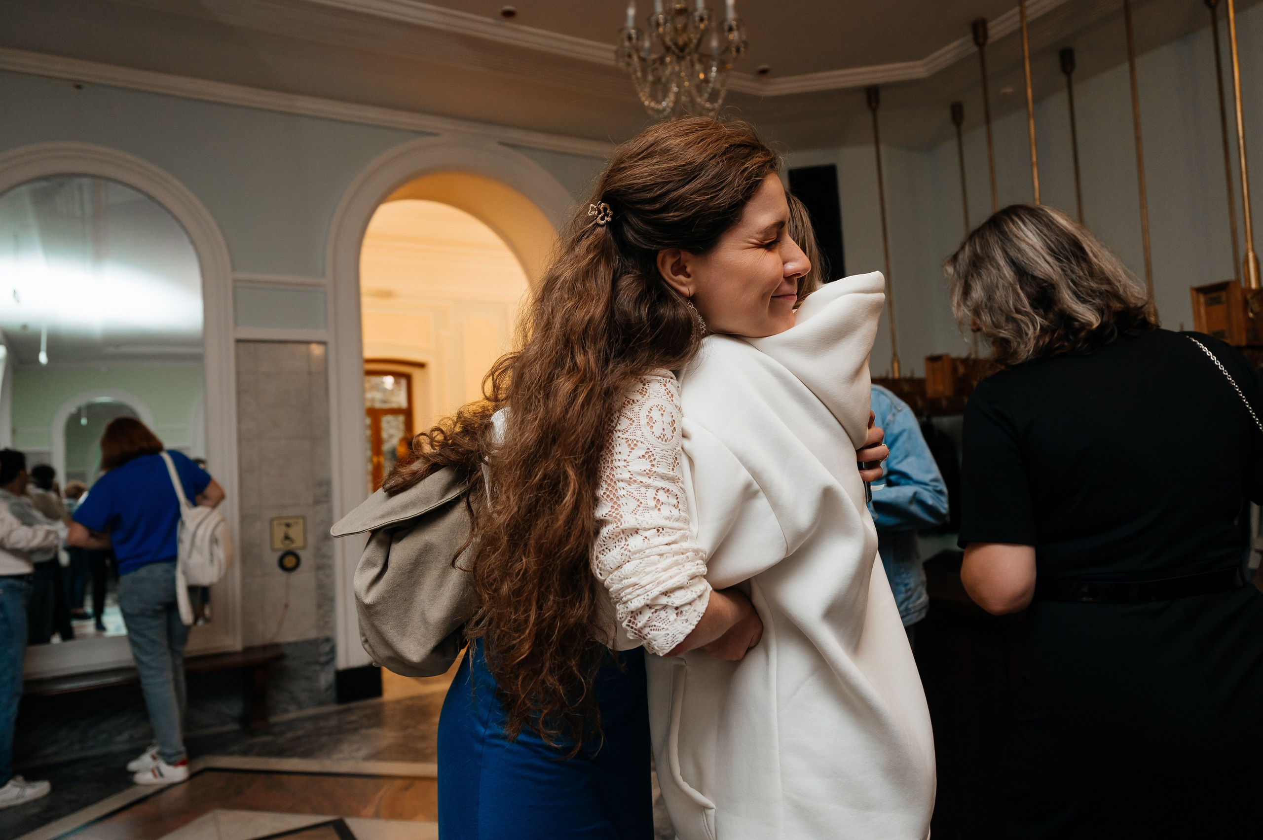 Открытие выставки Кати Васильевой в Молодежном театре. Wedding and family photographer USA