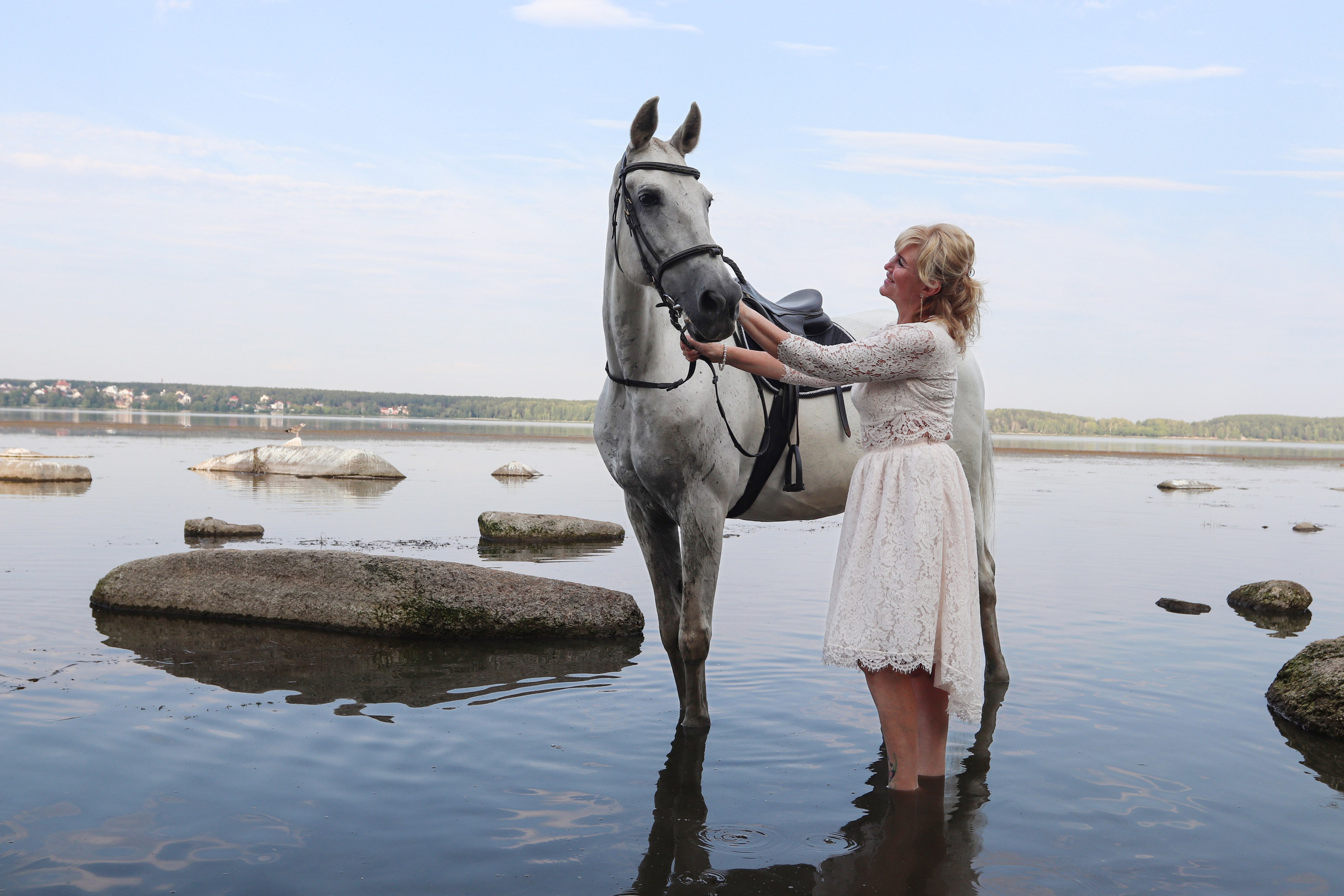 Фотографии людей с животными, кошка, собака, лошадь. Свадебный, семейный, женский и детский фотограф из Екатеринбурга