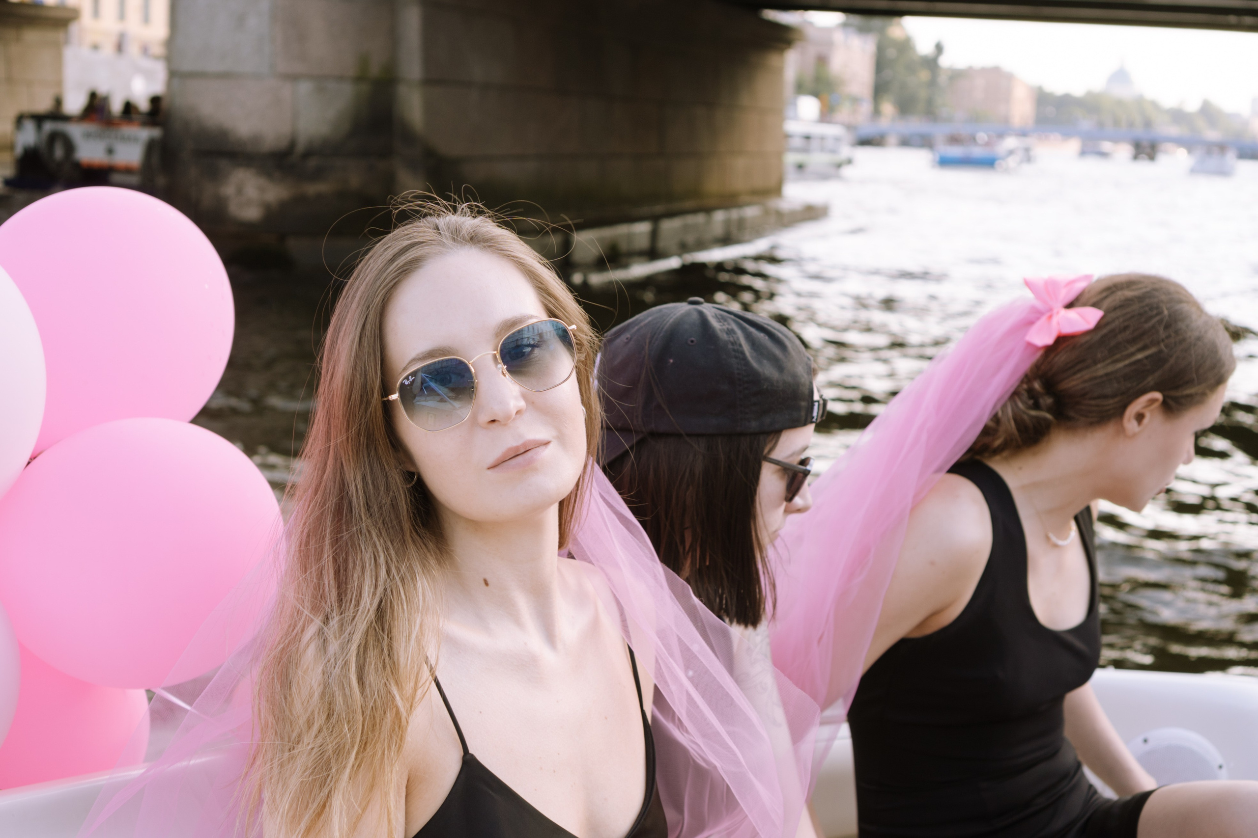 ДЕВИЧНИК НА КАТЕРЕ. Профессиональный фотограф, Санкт-Петербург — Виктория Богомолова