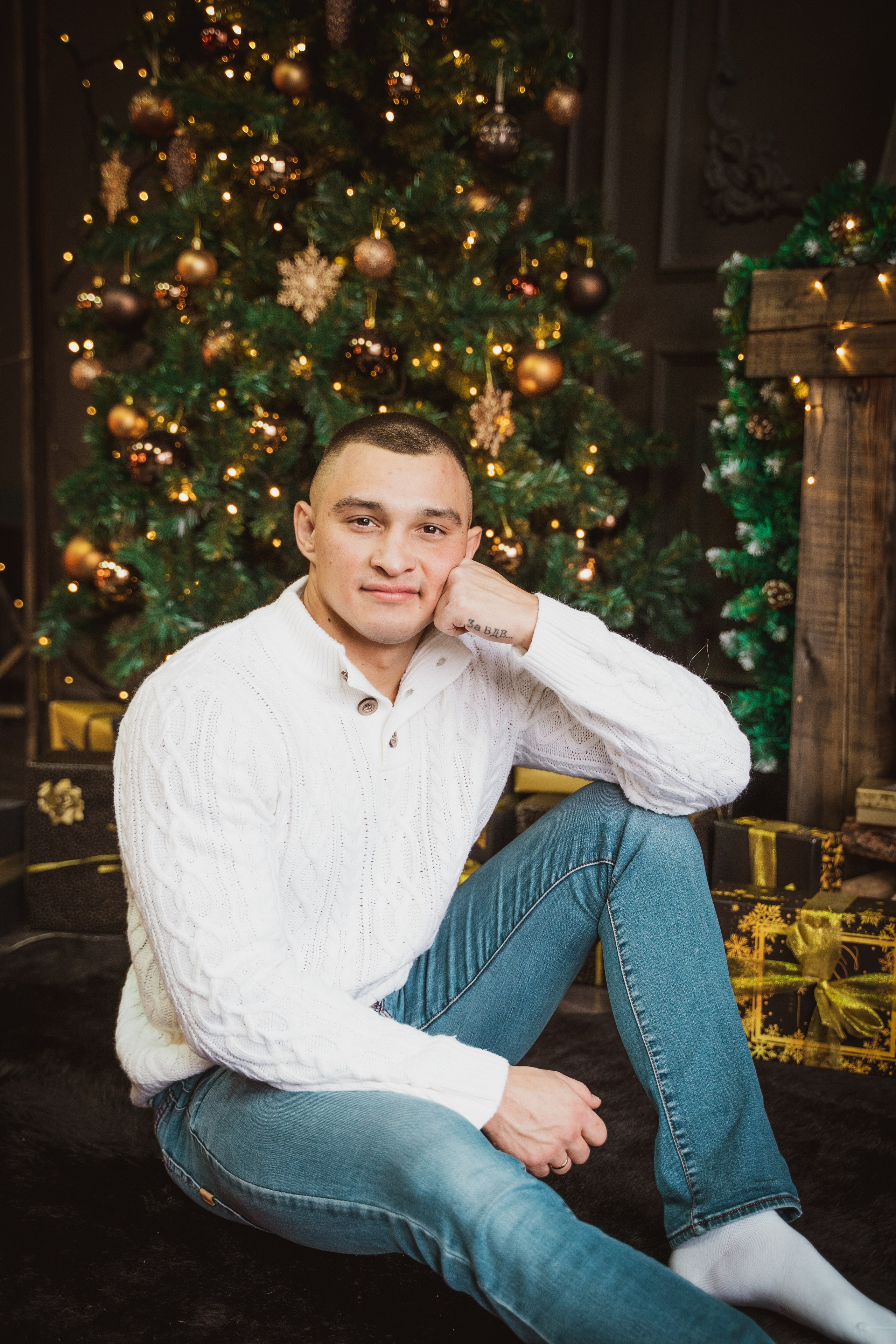 Новогодняя фотосессия беременности в студии. Анна и Кирилл. Свадебный и репортажный фотограф в Уфе| Осетрова Ольга