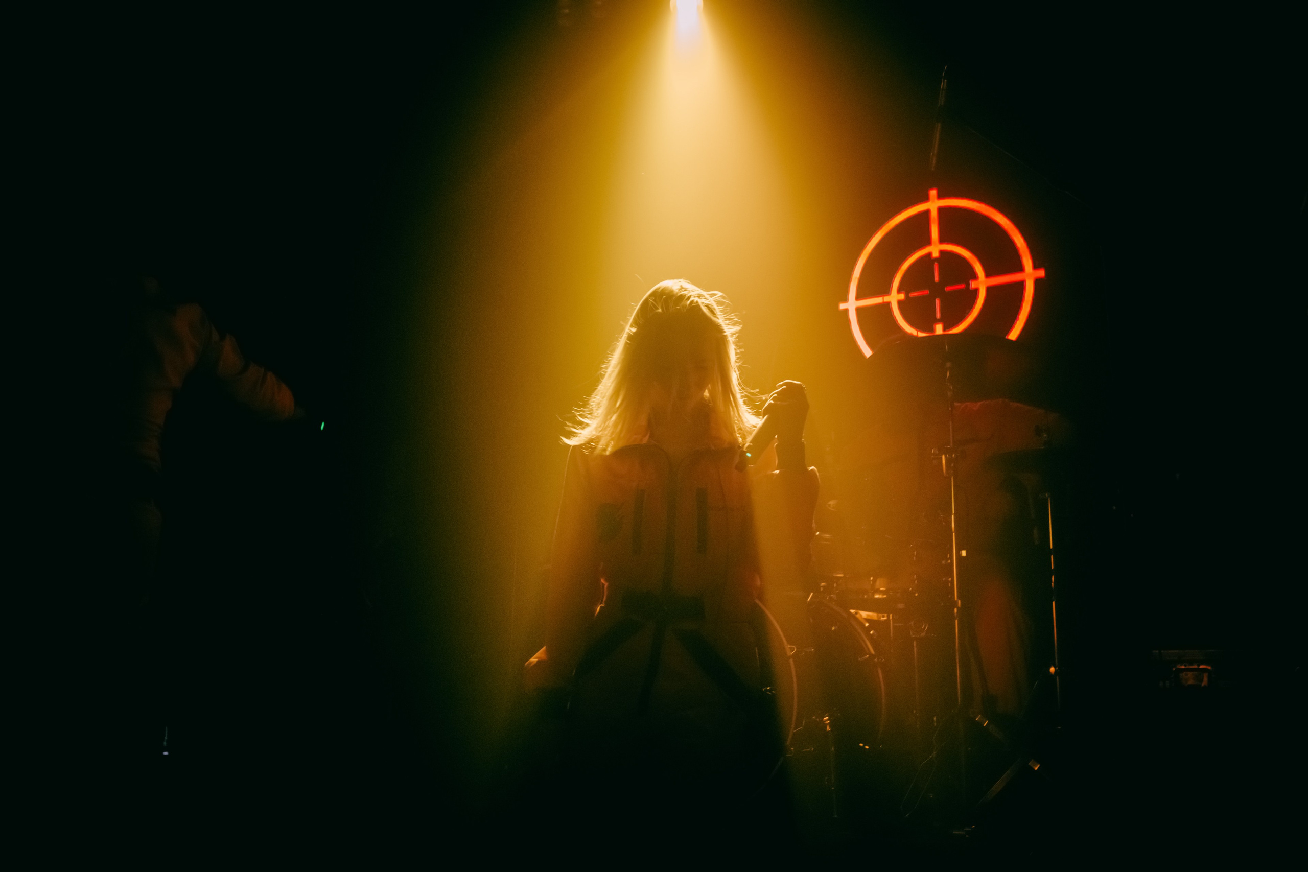 ПОСЛЕДНИЙ ПИОНЕР. Фотограф Елена Богачева (lenalena_na_na_na)