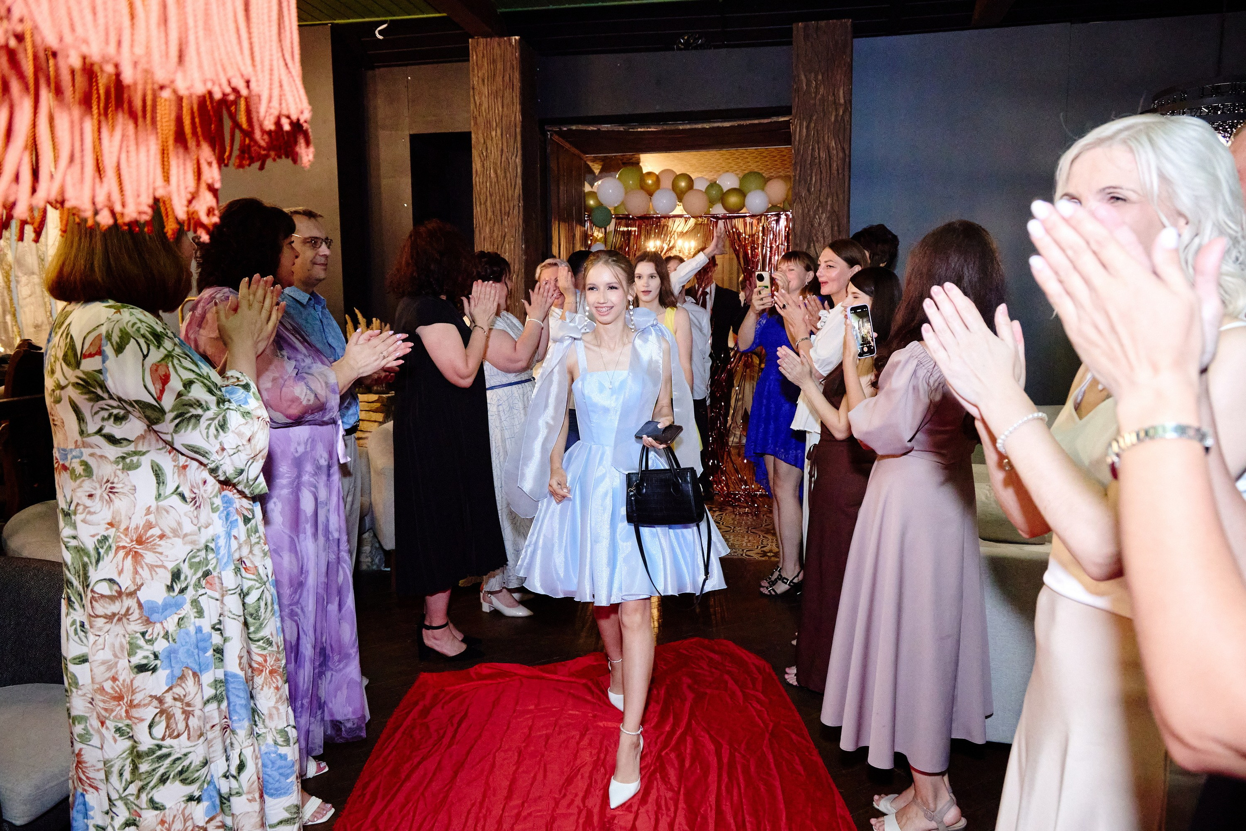 Выпускной 35 Сош. Фотограф Выпускные альбомы Таганрог Сергей Коробченко