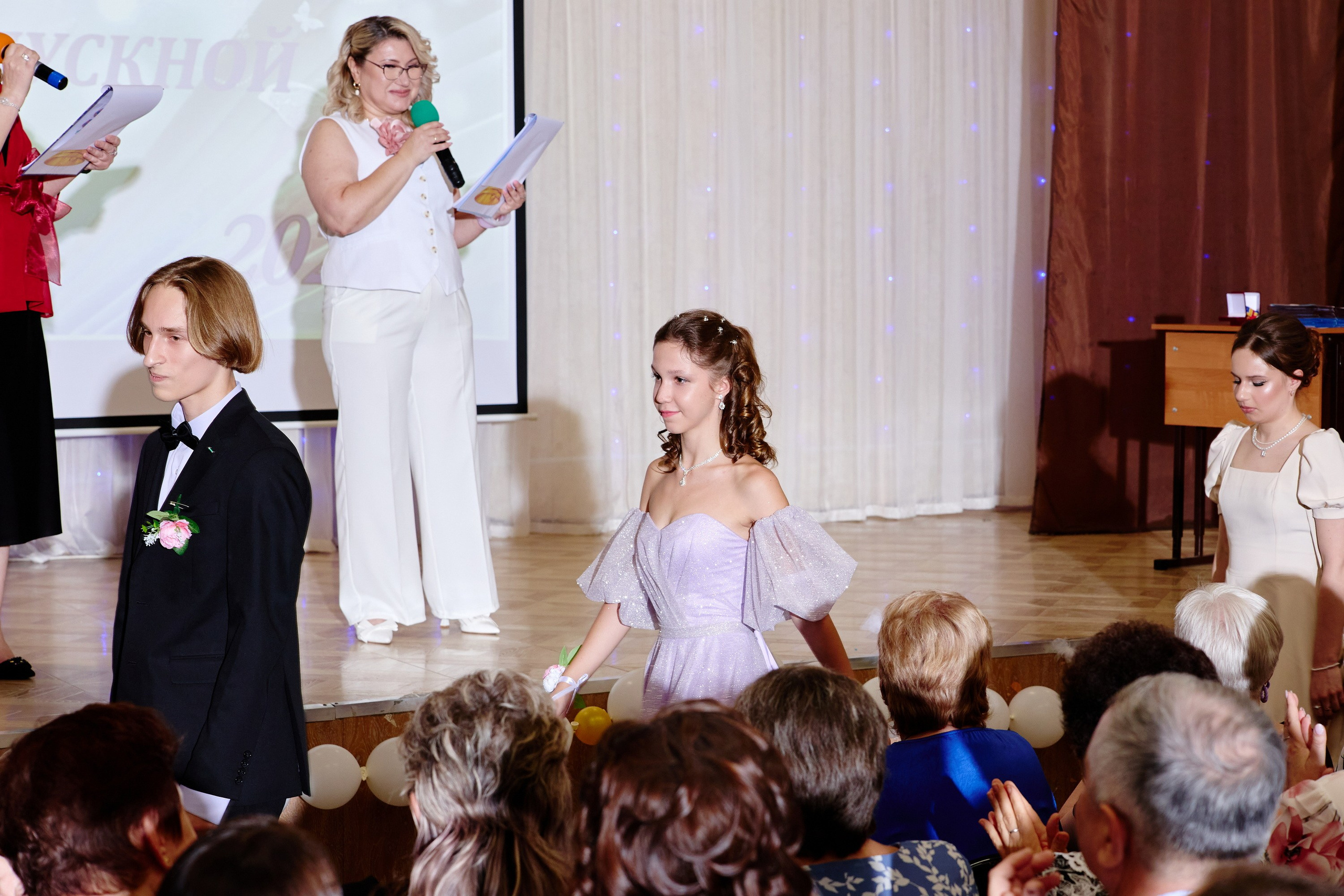 Выпускной 35 Сош. Фотограф Выпускные альбомы Таганрог Сергей Коробченко