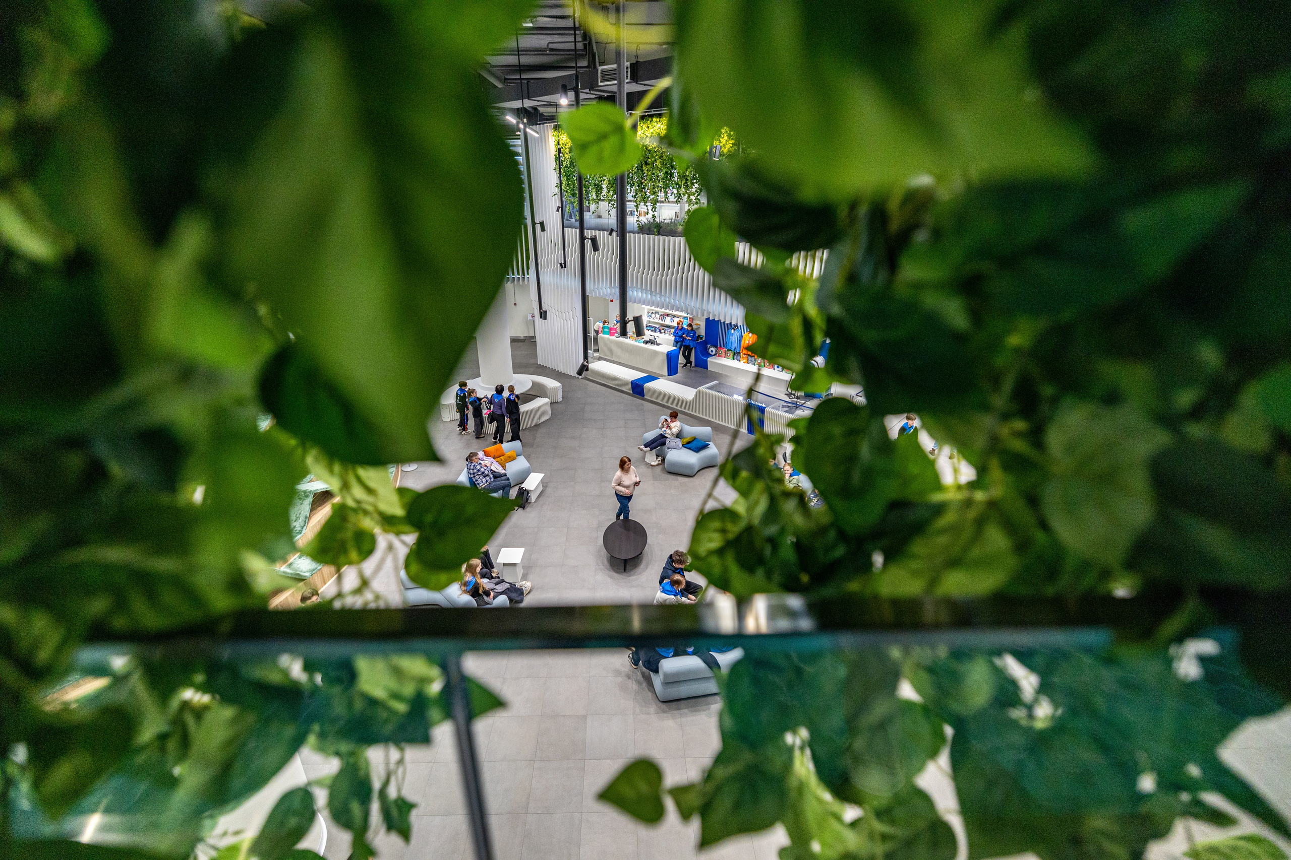 Выставка в павильоне АТОМ. Фотографирую жизнь! Московский фотограф волонтер