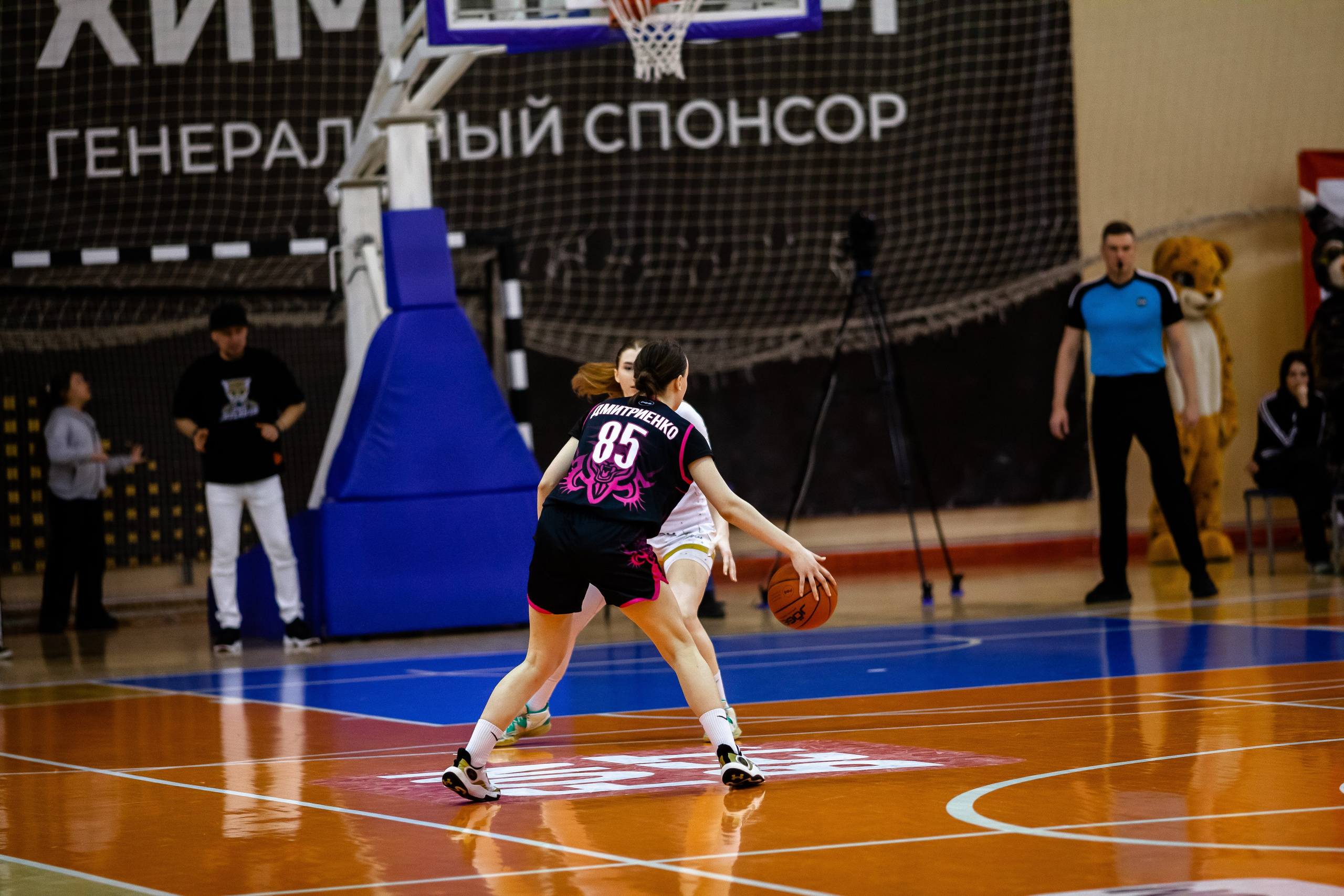 ЧГУ-Атланта — Ростов-ЮФУ / 1 игра. Фотография