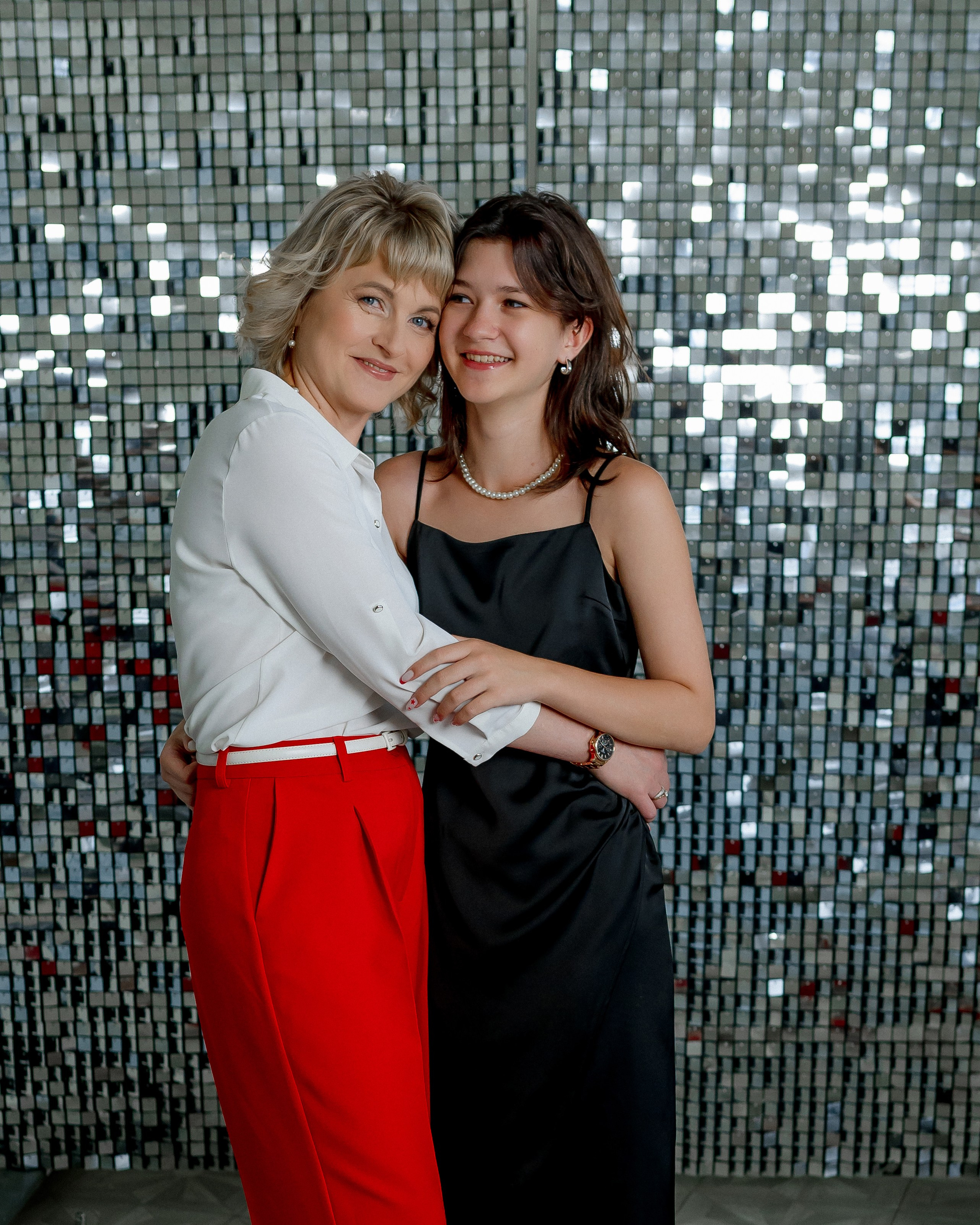 Фотосессия мамы и дочки. Фотограф Ким Наталья в Красноярске