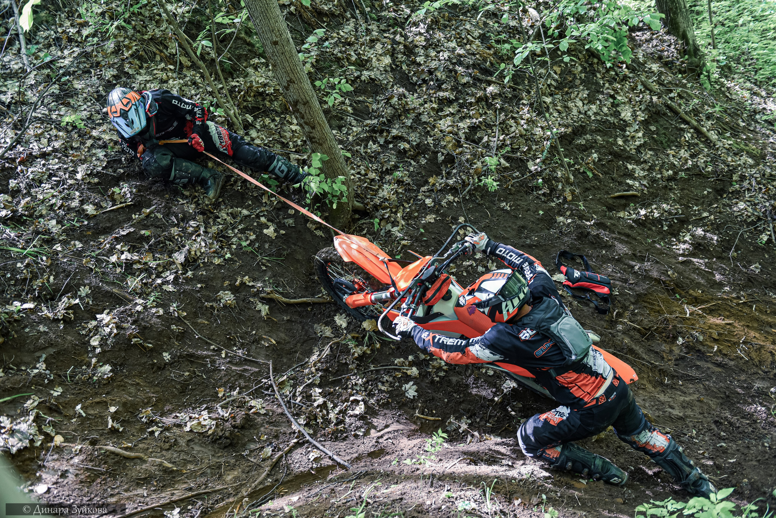 На местности. Каменки. Этап II. Мотофотограф в Нижнем Новгороде Динара Зуйкова
