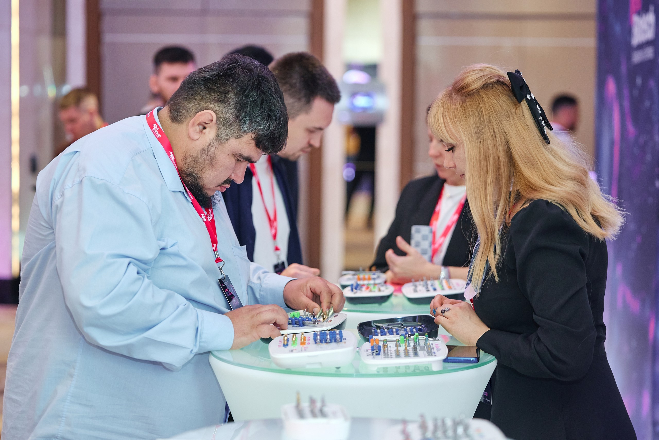 Конгресс имплантологов Neo Biotech 2025. Антон Артюшин, портретный фотограф. Москва