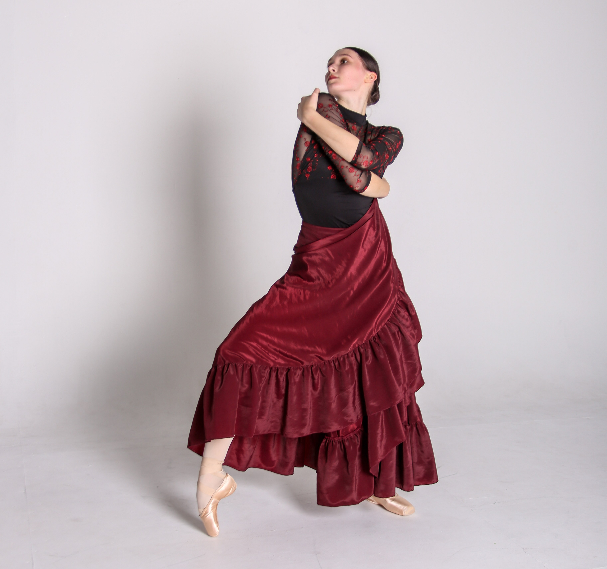 Балерина Екатерина. Фотограф Пермь. Фотосессия в фотостудии Перми и на свежем воздухе