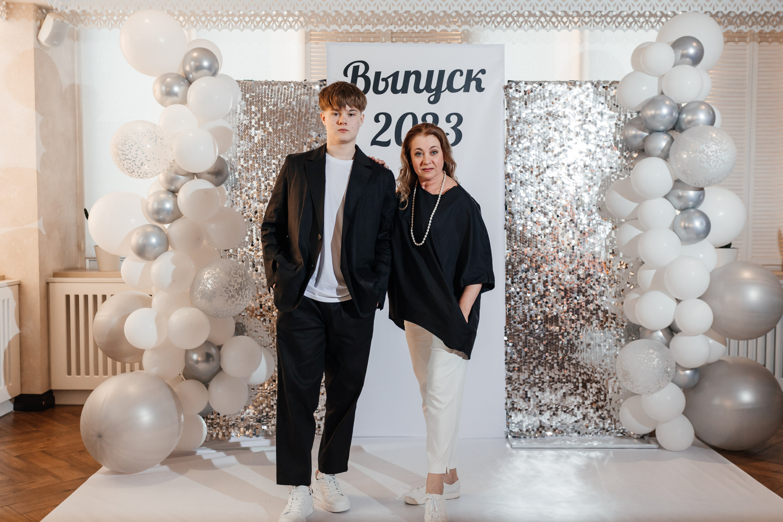 Выпускной 11 «А». Школа № 42. Свадебный фотограф в Краснодаре Николай Крауз