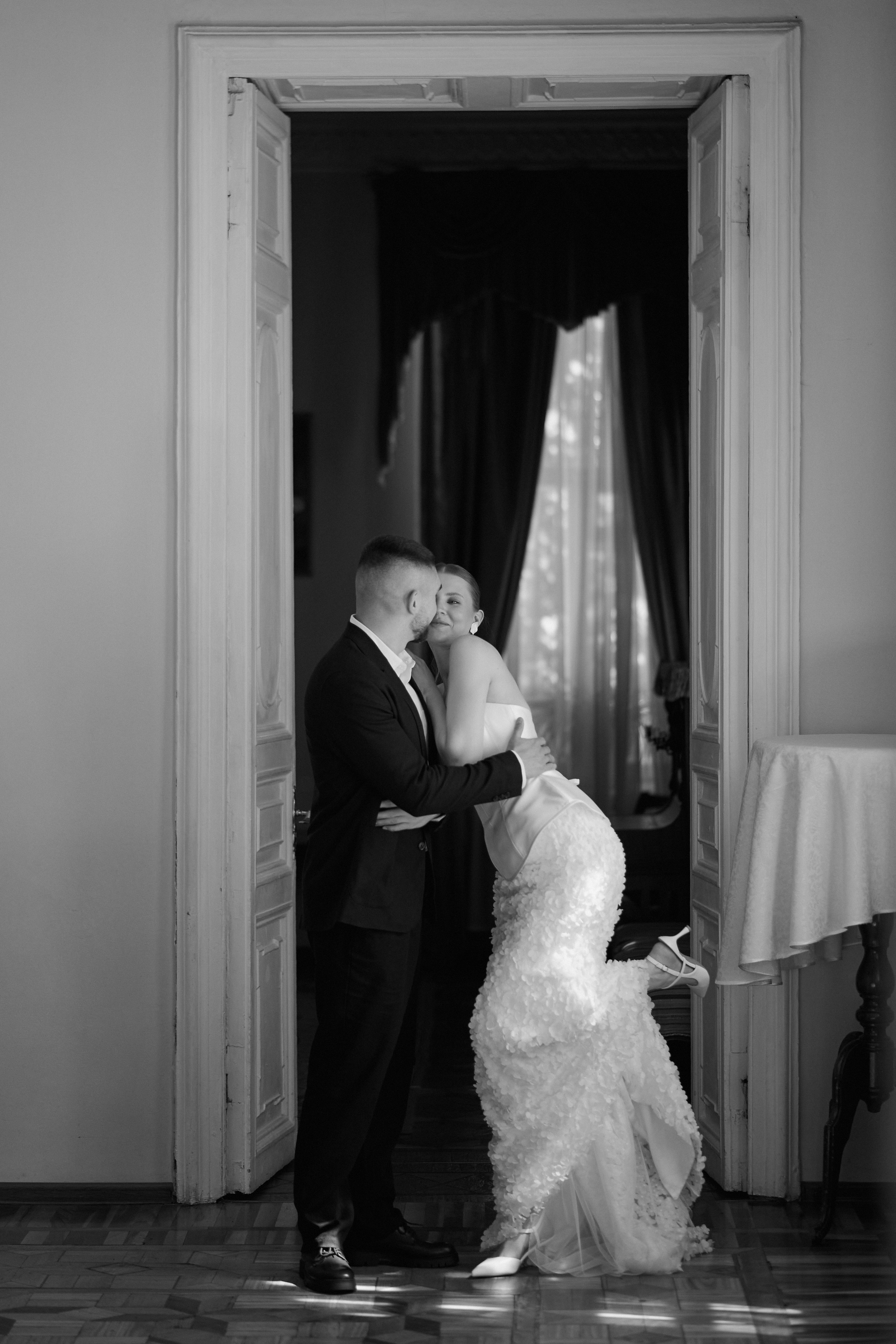 Никита и Марина — Дом Актёра. Свадебный фотограф Екатеринбург/Челябинск — Любовь Волохова