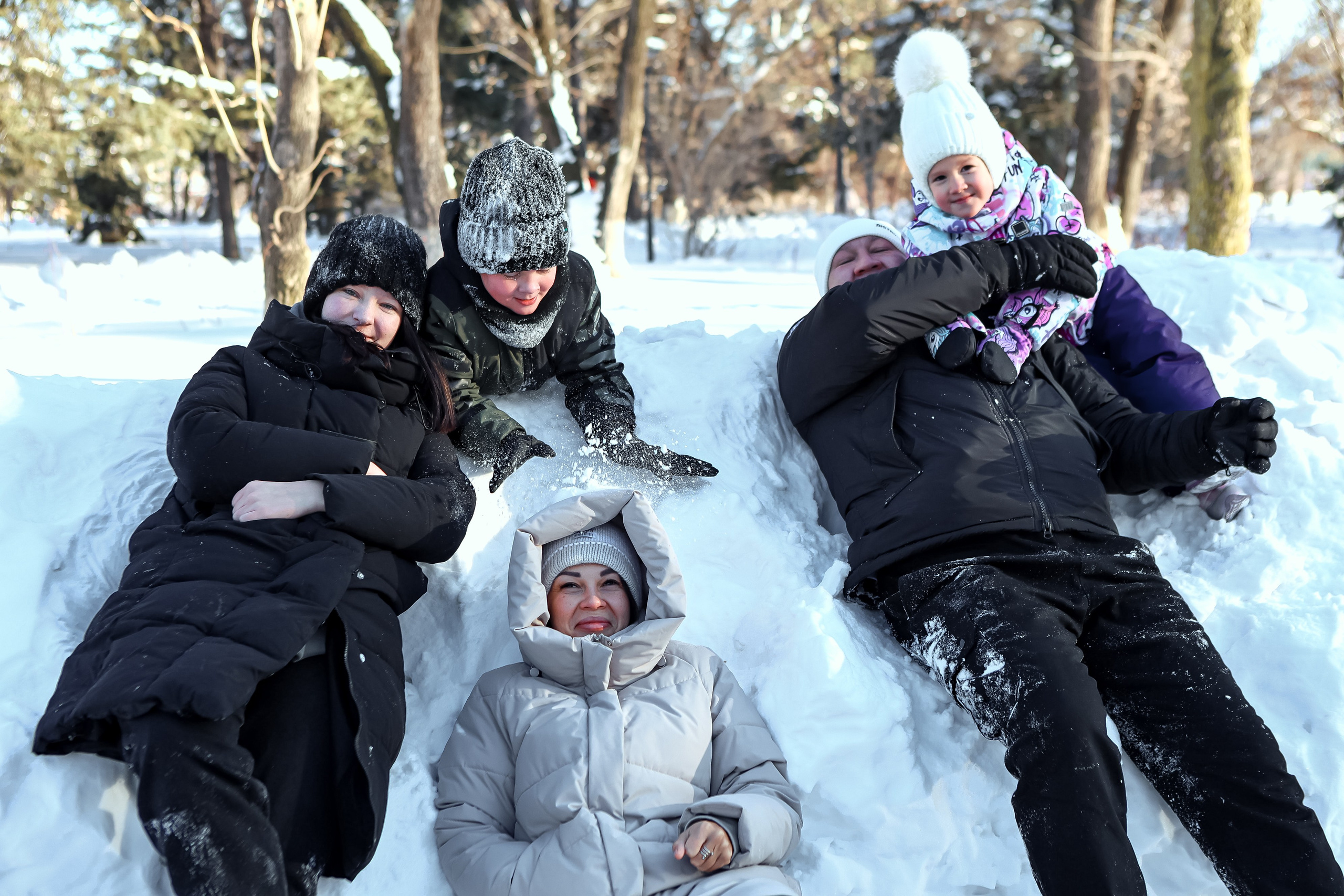 Ноябрь–декабрь 2024 (прогулка в снегу). Фотограф Евгения Лондкевич