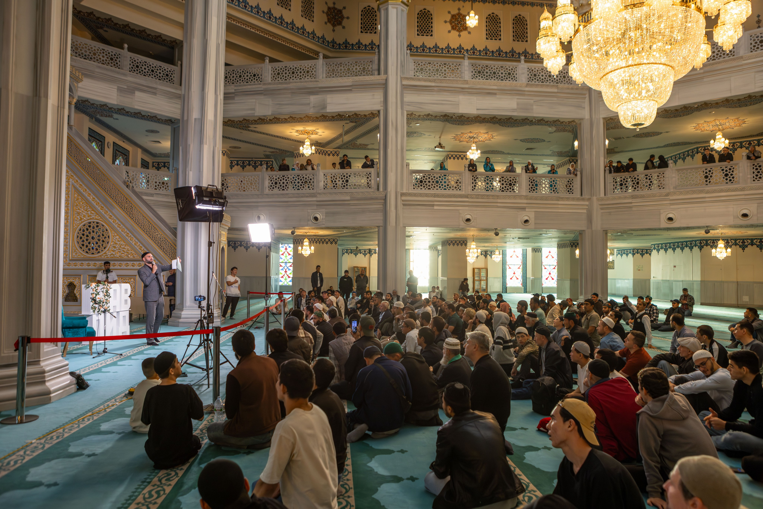 Мавлид в Московской Соборной Мечети. Рекламный, предметный, репортажный, семейный фотограф и художник в Москве
