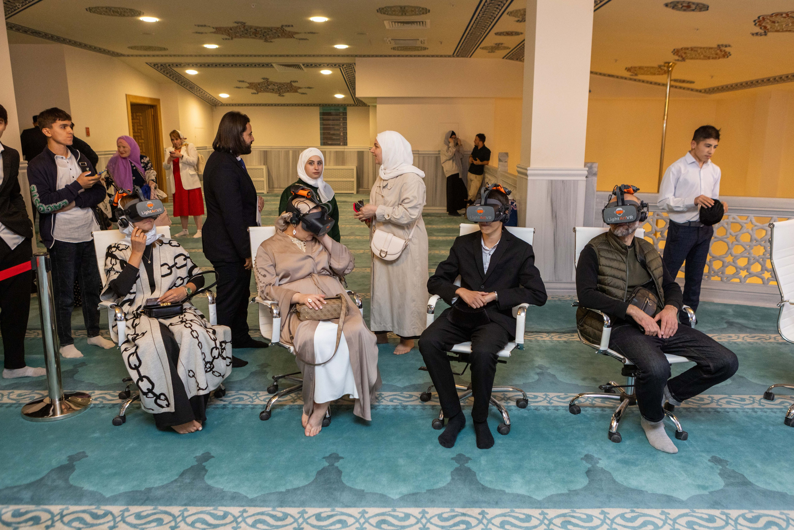 Открытие выставки Мир Корана. Рекламный, предметный, репортажный, семейный фотограф и художник в Москве