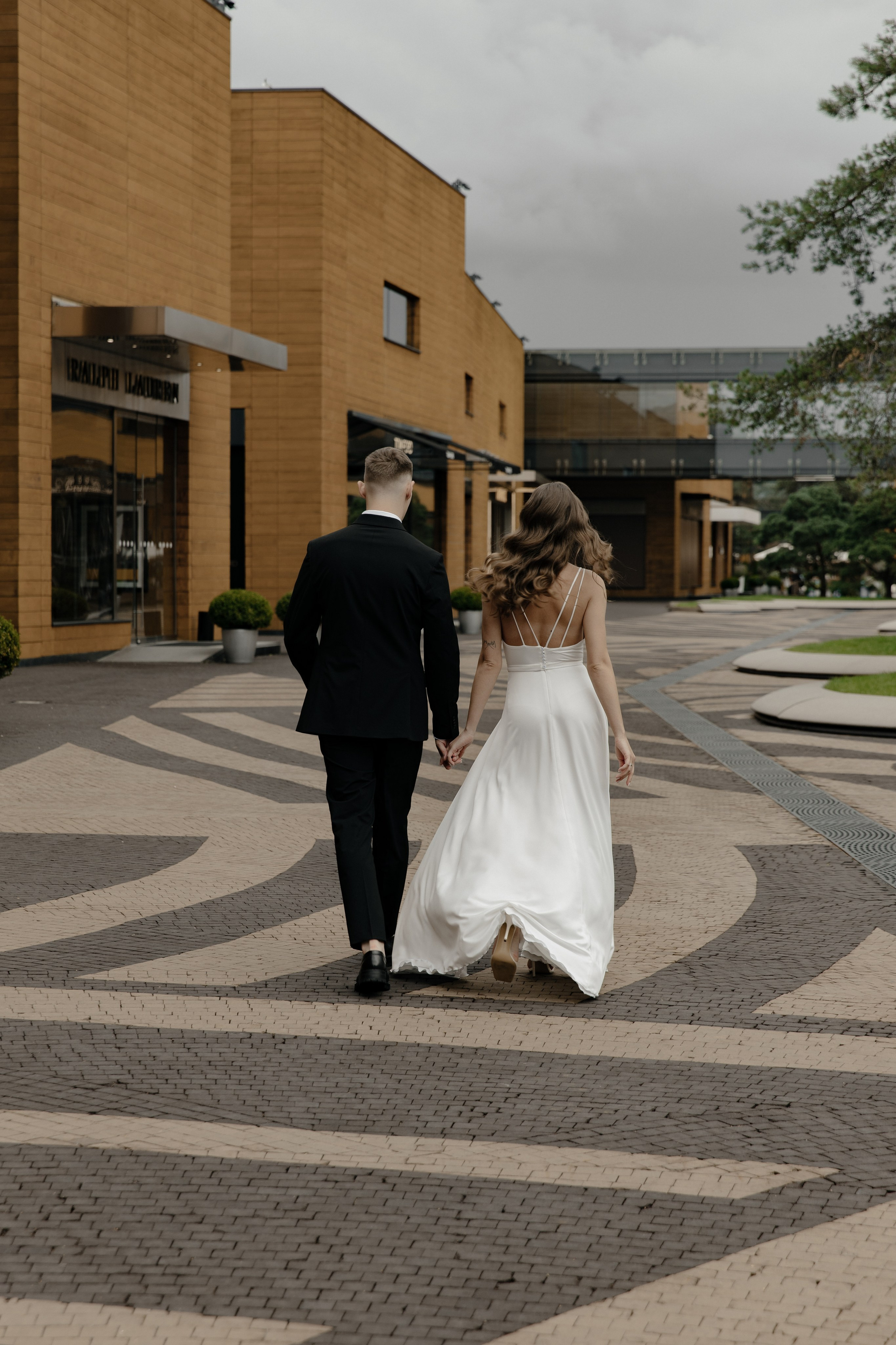 23.07.2024. RETOUCH-HOUSE