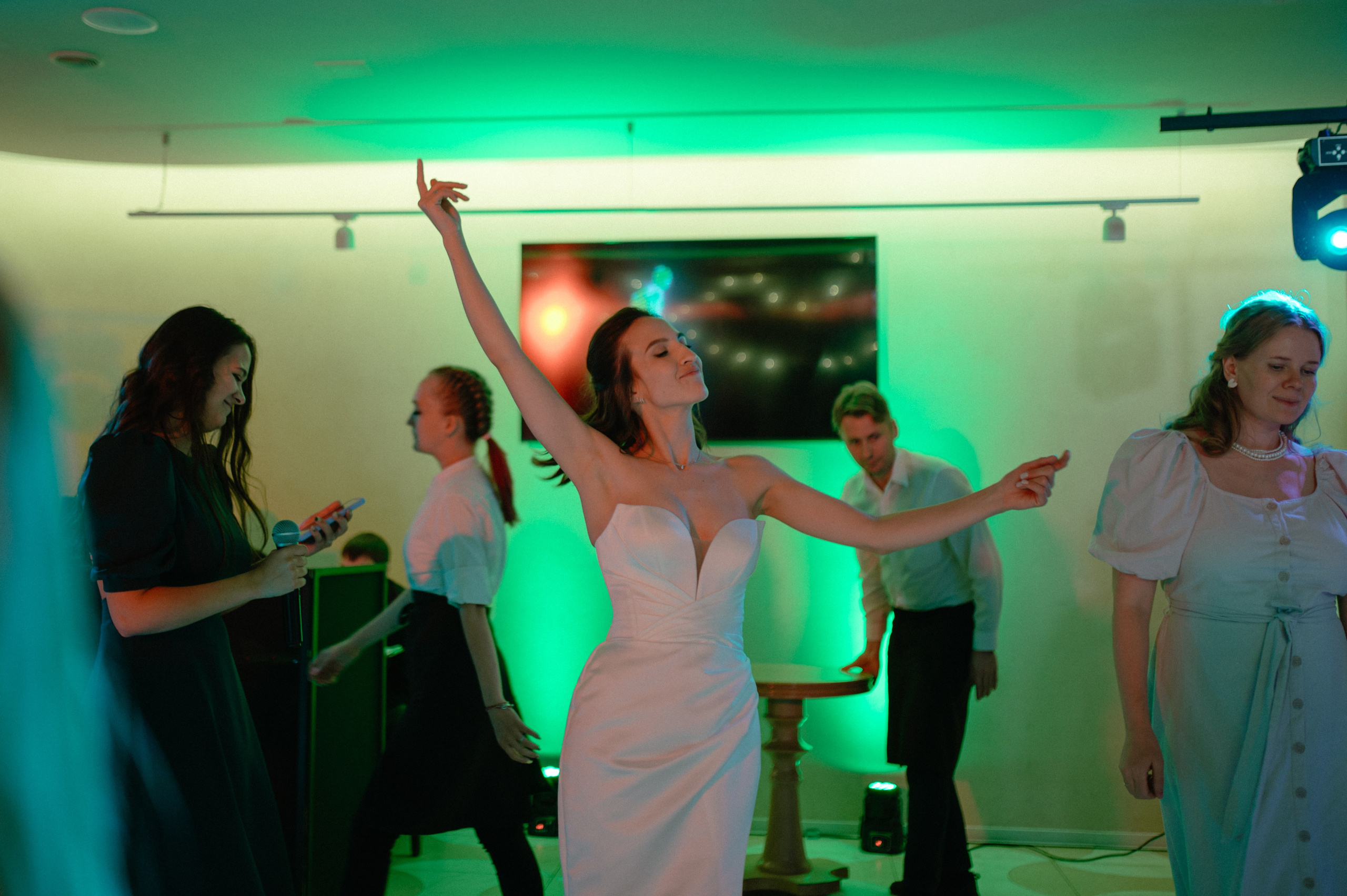 03.08.2024. RETOUCH-HOUSE