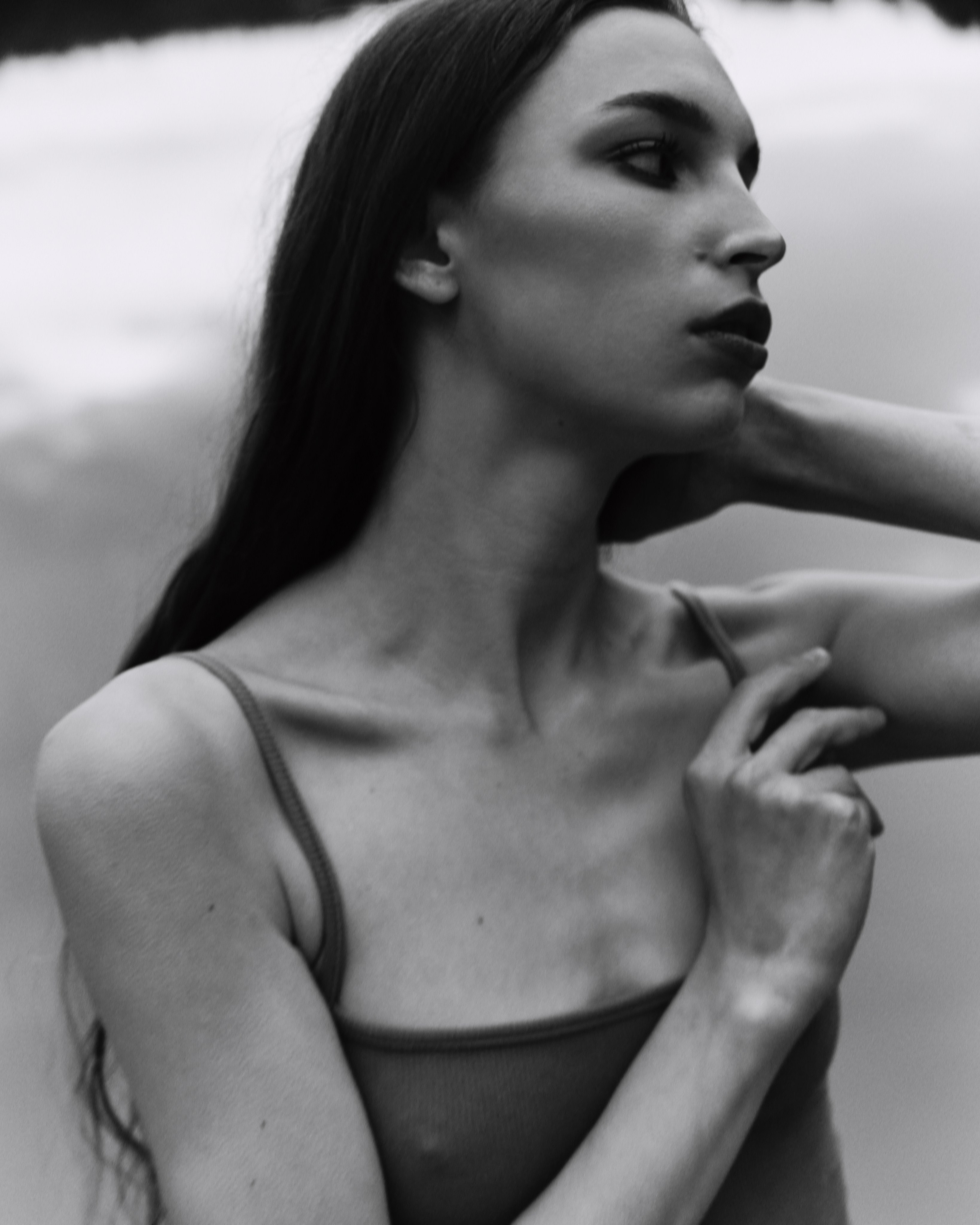 Anna. Z H U R A V L E V