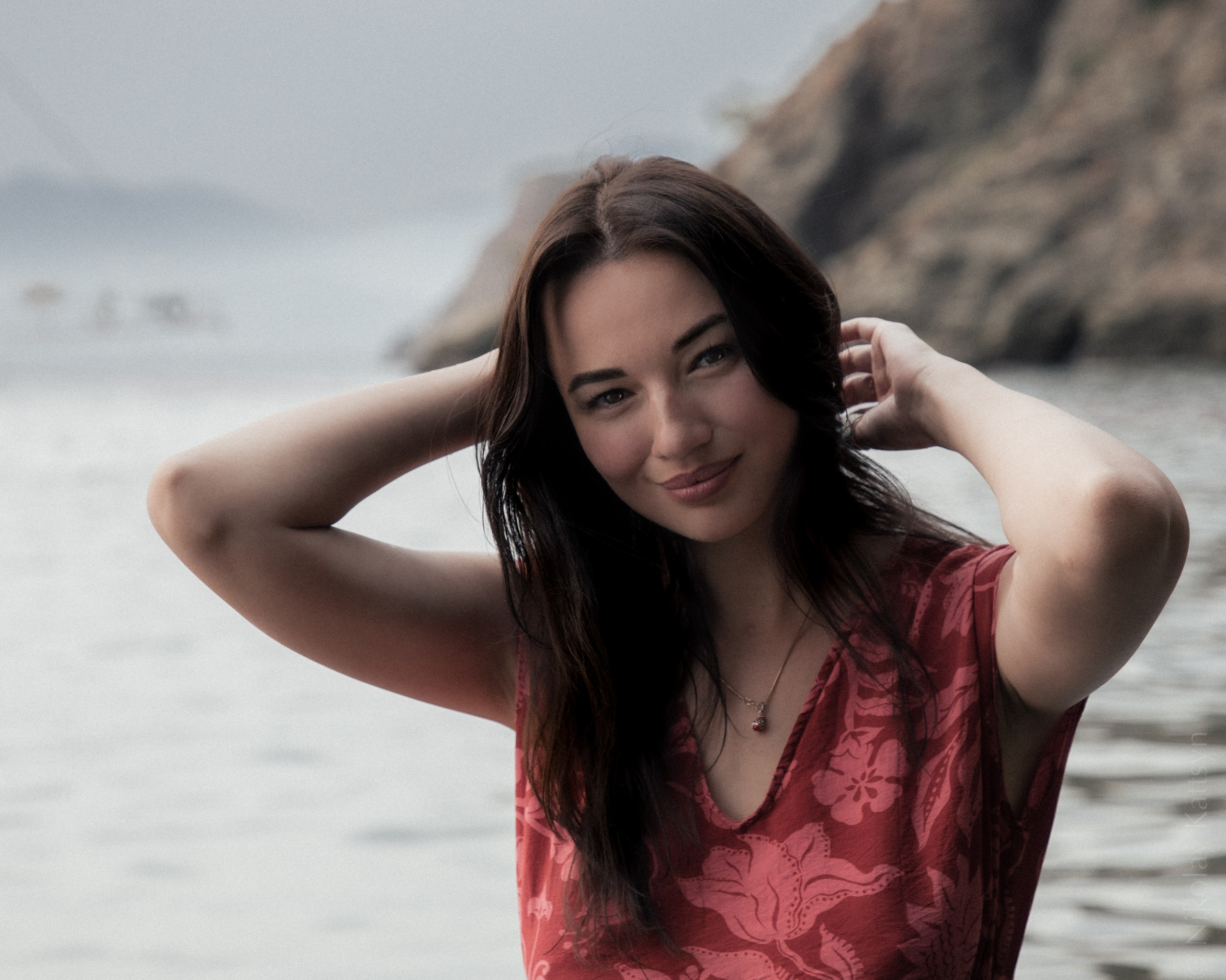 Красное платье и Эгейское море. Фотограф в Москве портреты | репортажи | спорт