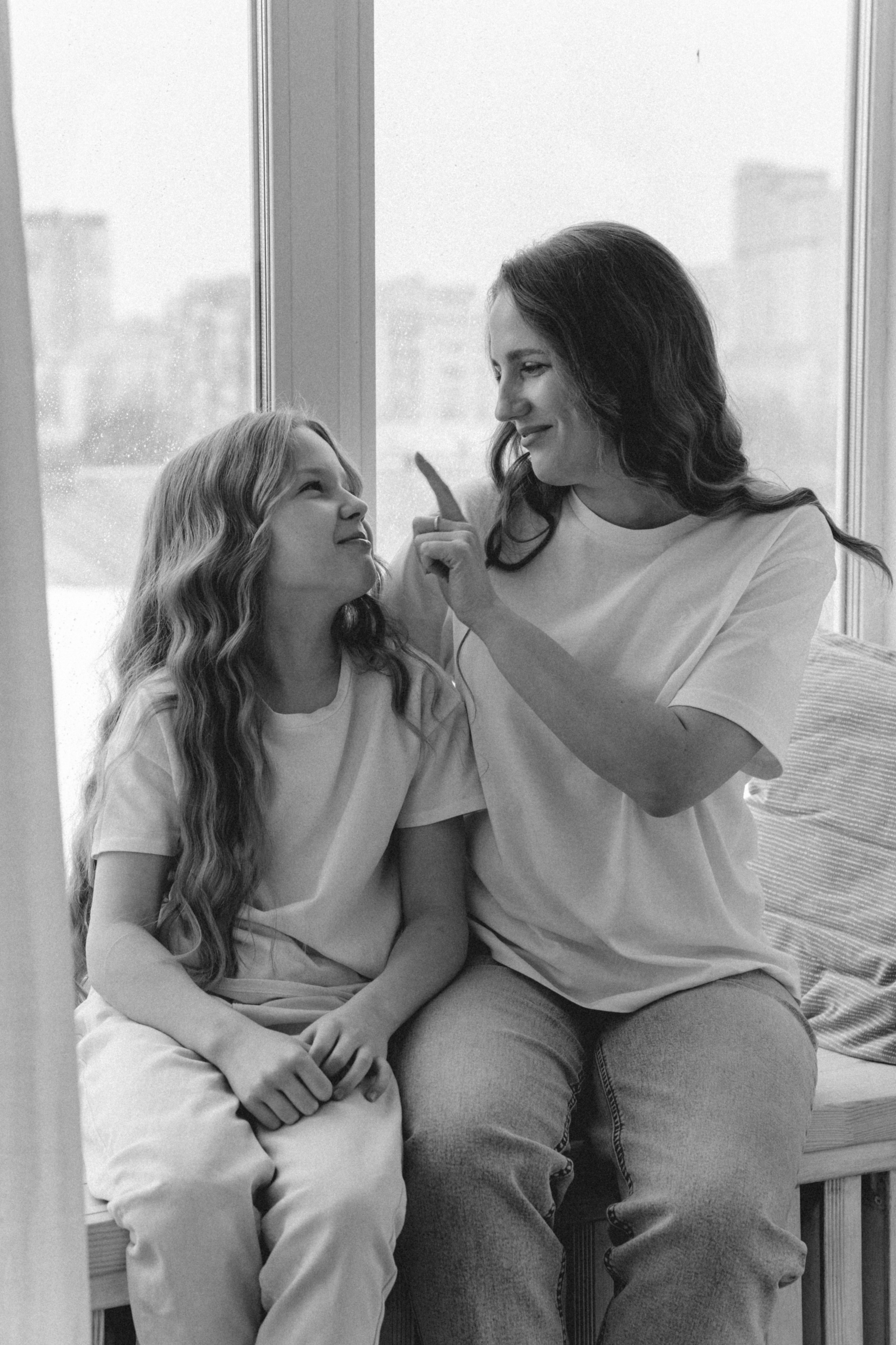 Мама и дочь и никого нет ближе нас