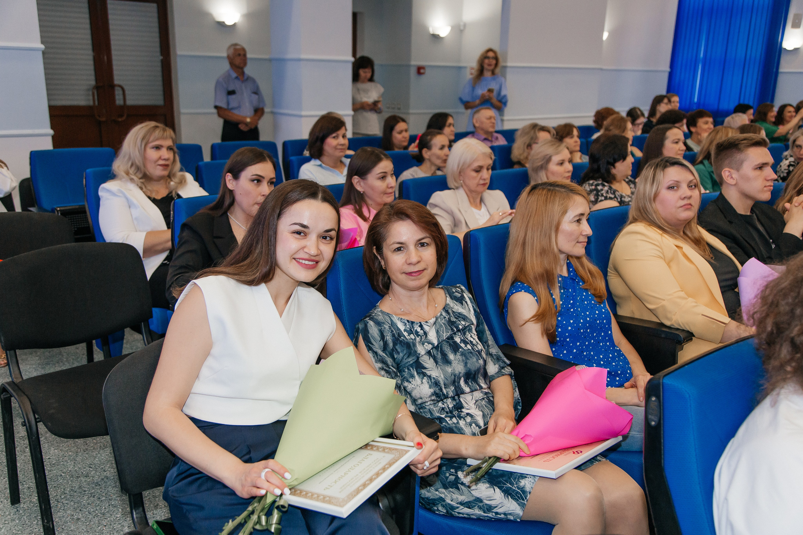 Пенсионный фонд. Свадебный фотограф в Москве и Казани