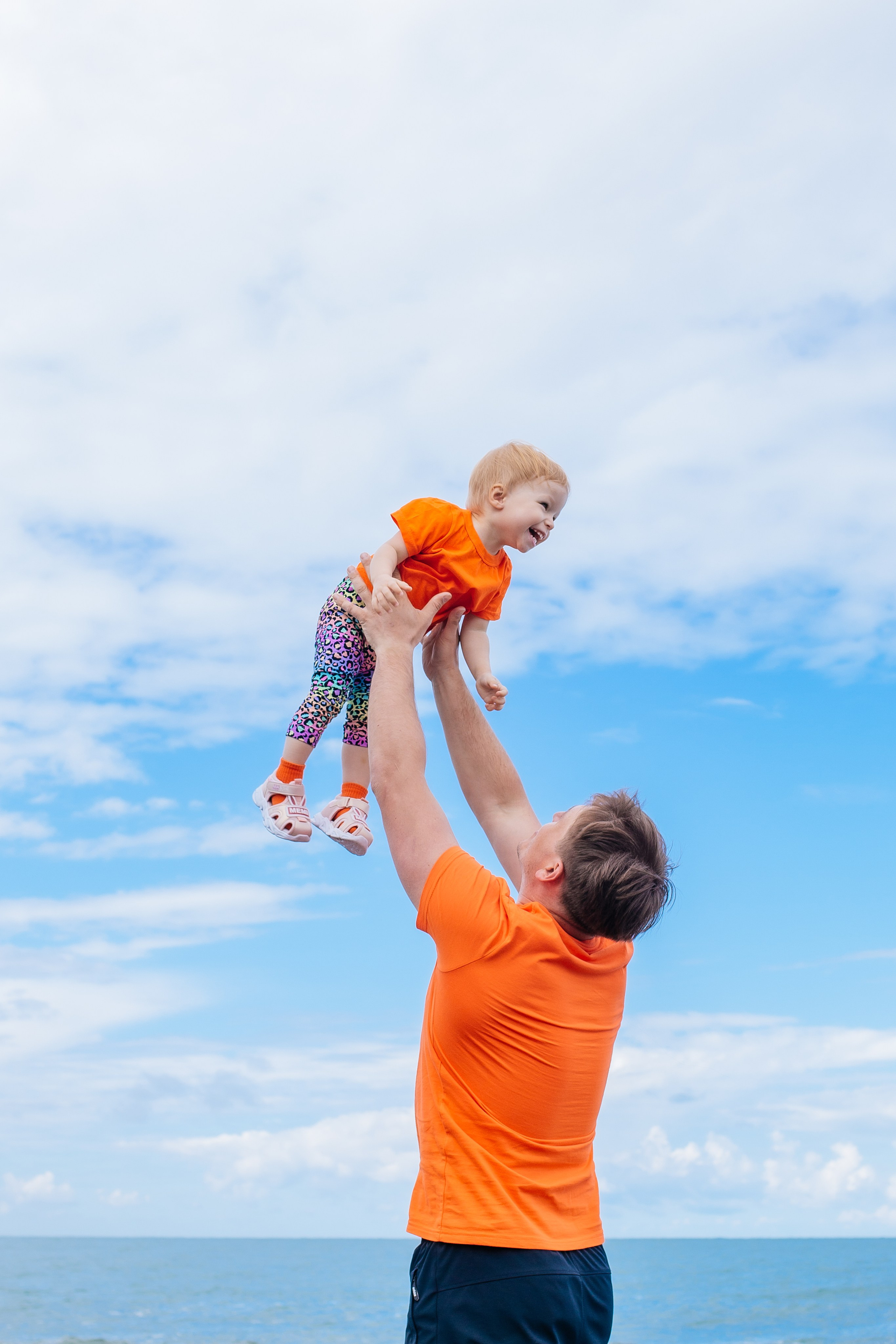 Семейная фотосессия на берегу моря в Сочи. Фотограф Сочи Адлер. Солькаева Анастасия
