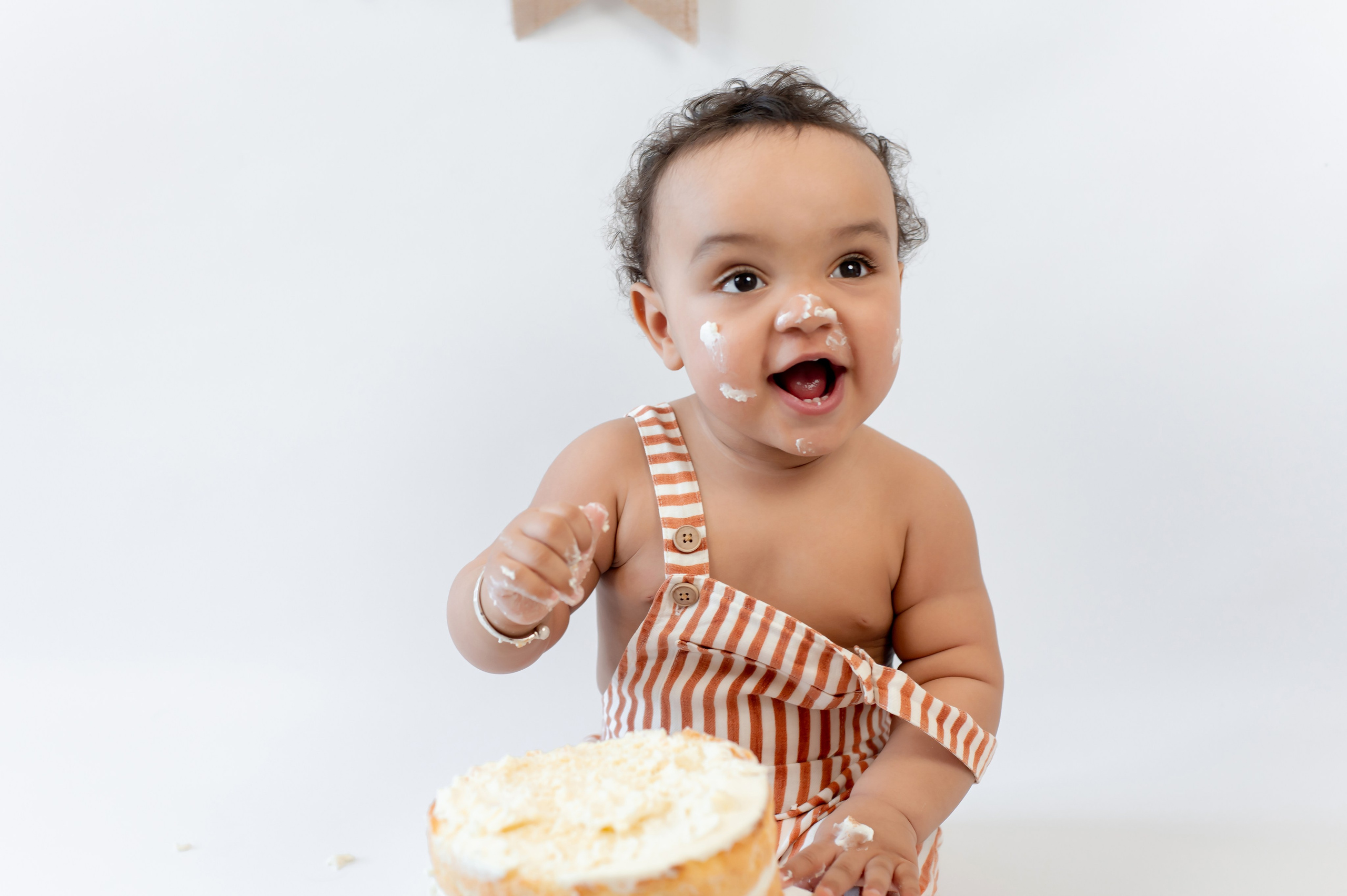 Талла. Детский и семейный фотограф Эльмира Веселова. Детская фотостудия Мира. Фотосессия на годик